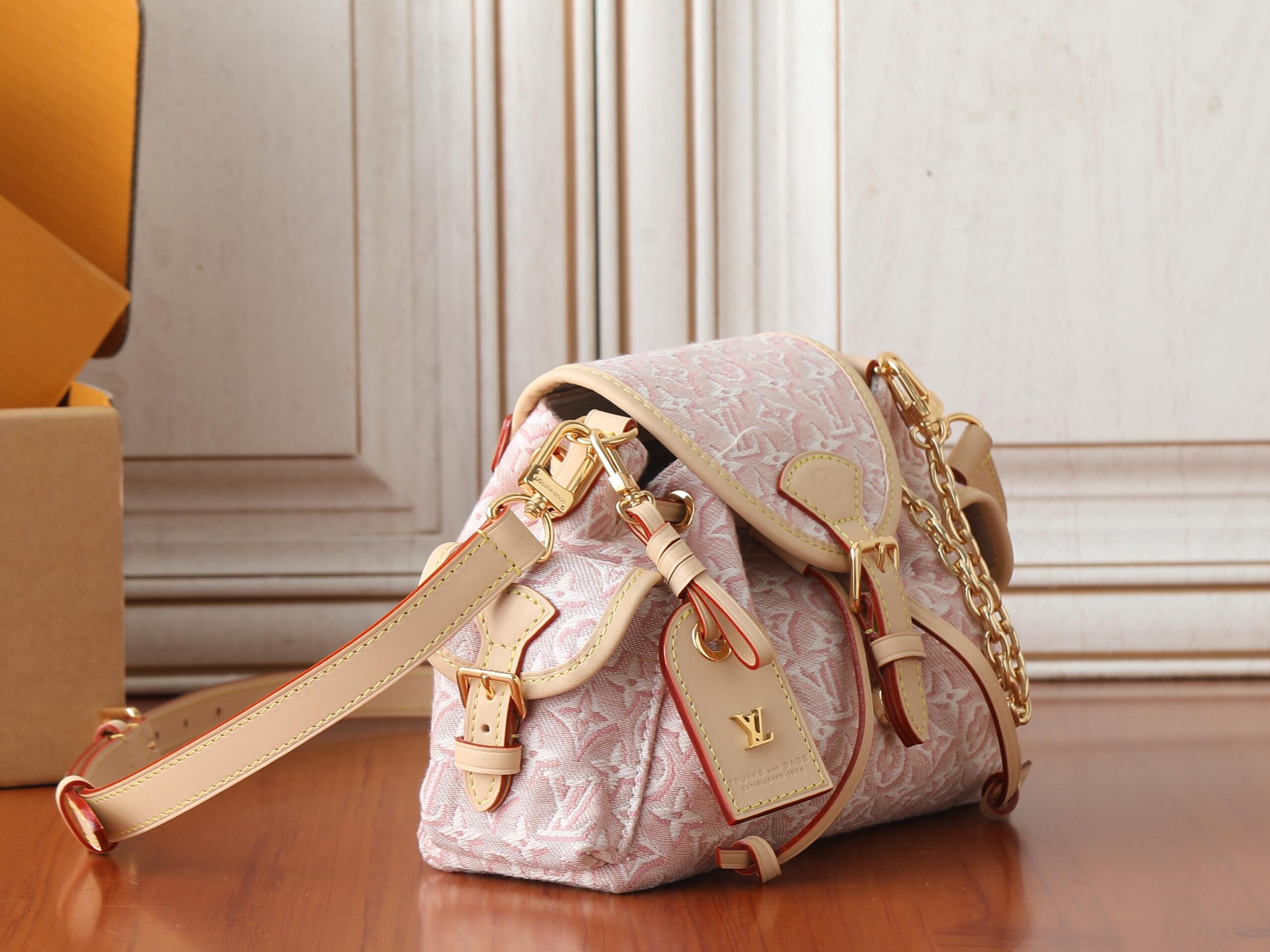 Louis Vuitton Odyssée Small Handbag in Monogram Emblème Canvas - Image 2
