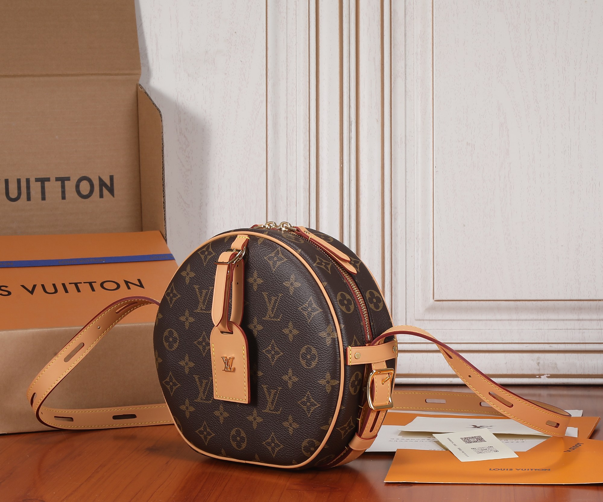 Louis Vuitton Boite Chapeau Souple Monogram Handbag M45647 - Image 2