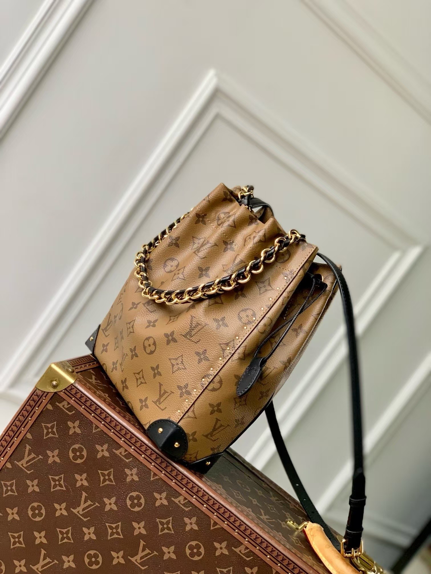Louis Vuitton Noé Handbag M13324 in Monogram Reverse Canvas - Image 2