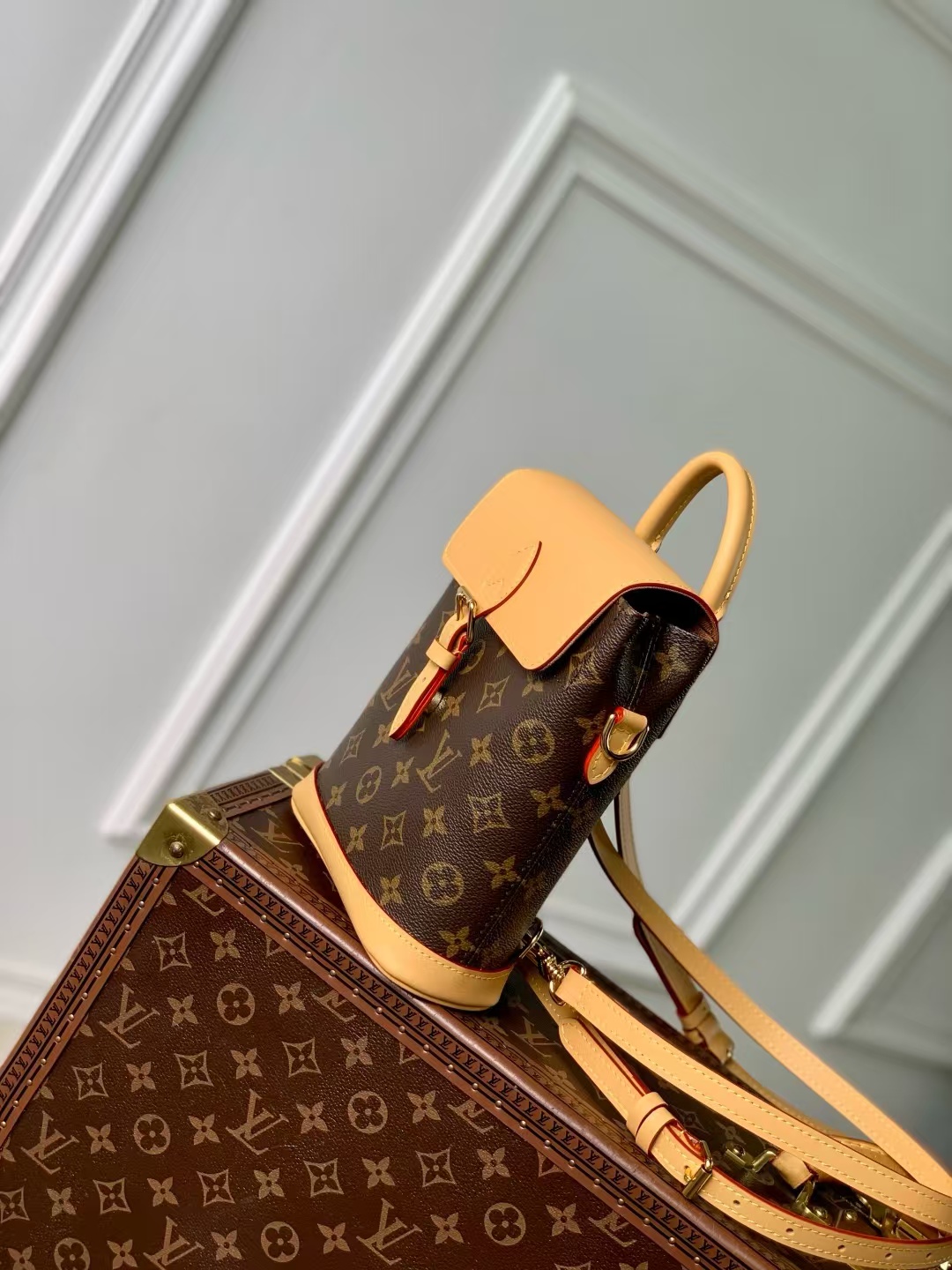 Louis Vuitton Soho Mini Monogram Backpack M14651 - Image 2