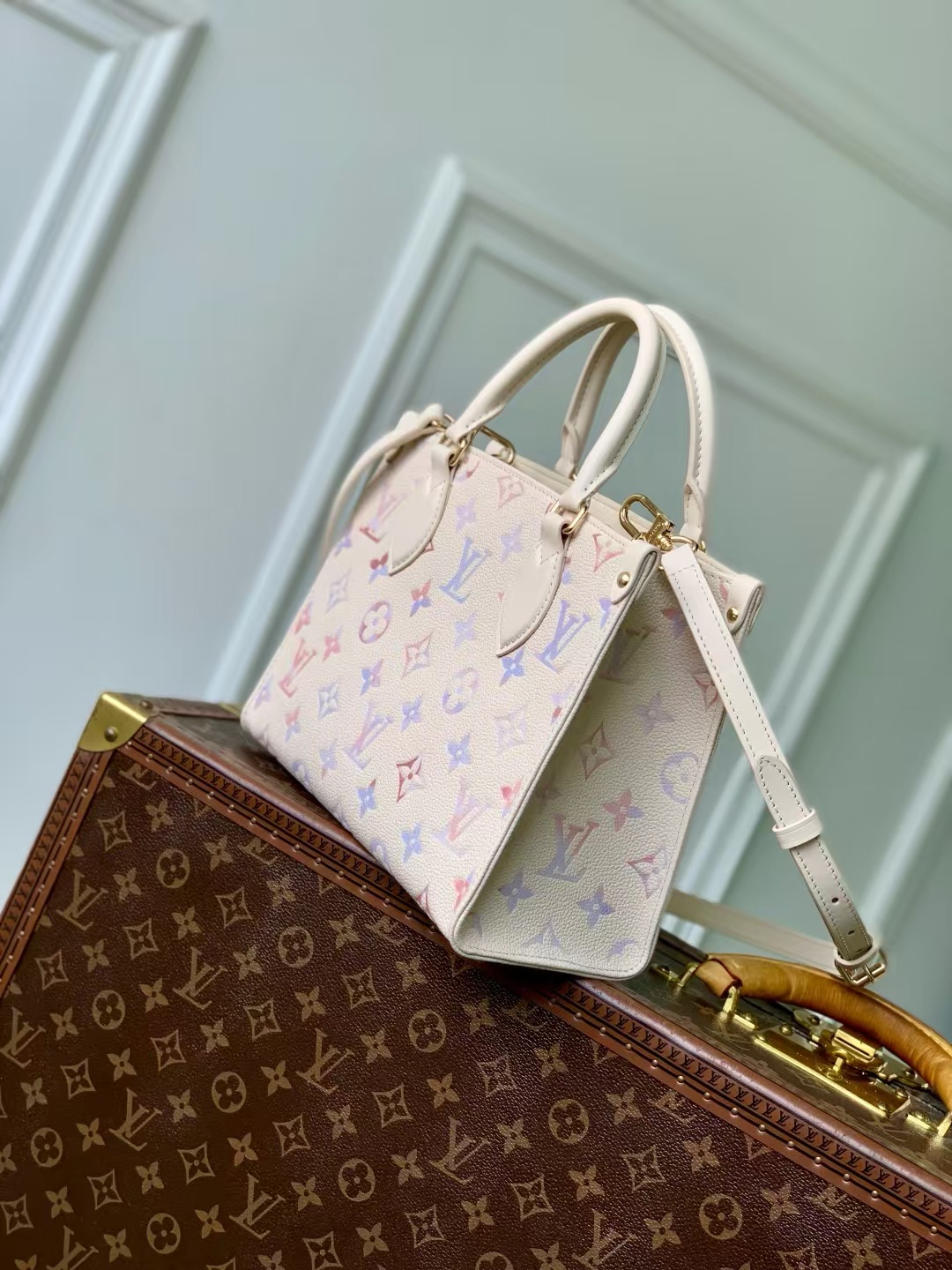 Louis Vuitton OnTheGo Small Handbag in Monogram Empreinte Leather - Image 2