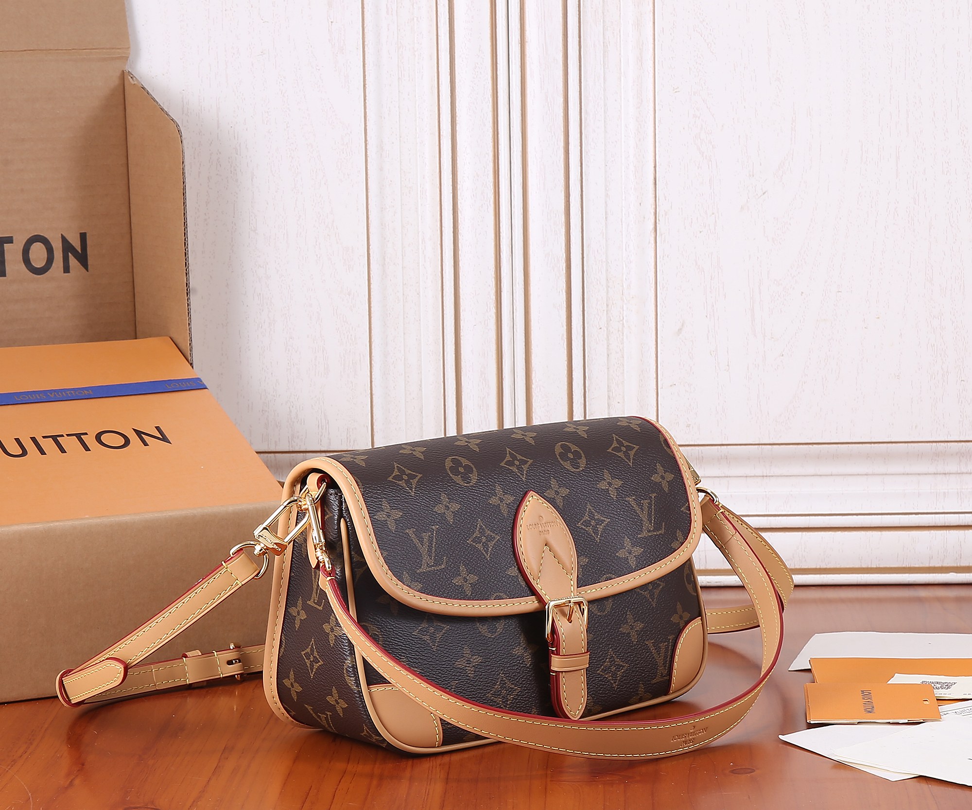 Louis Vuitton Diane Monogram Shoulder Bag - Image 2