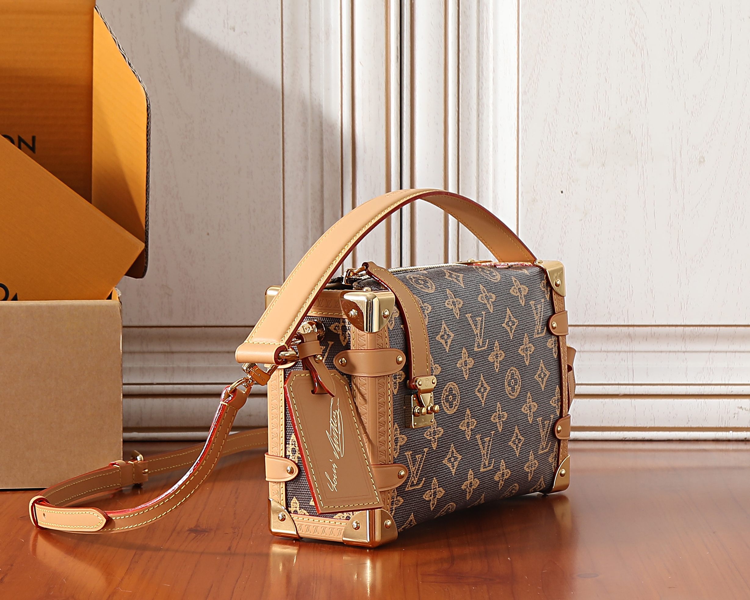 Louis Vuitton Side Trunk Medium Handbag in Monogram Canvas - Image 2