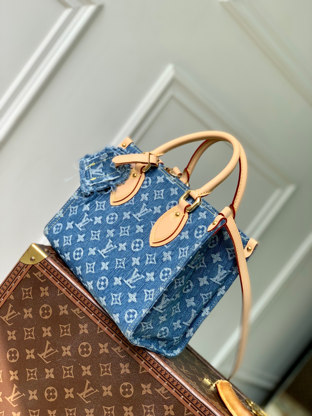 Louis Vuitton OnTheGo Small Handbag in Monogram Denim - Image 2