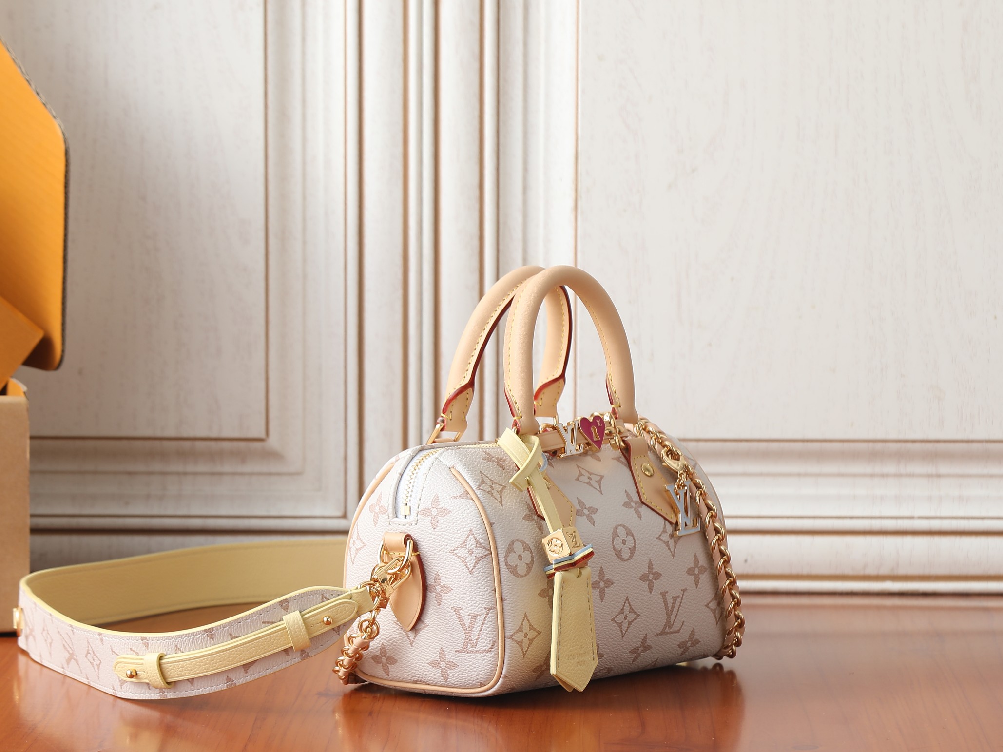Louis Vuitton Speedy 18 Handbag - Image 2