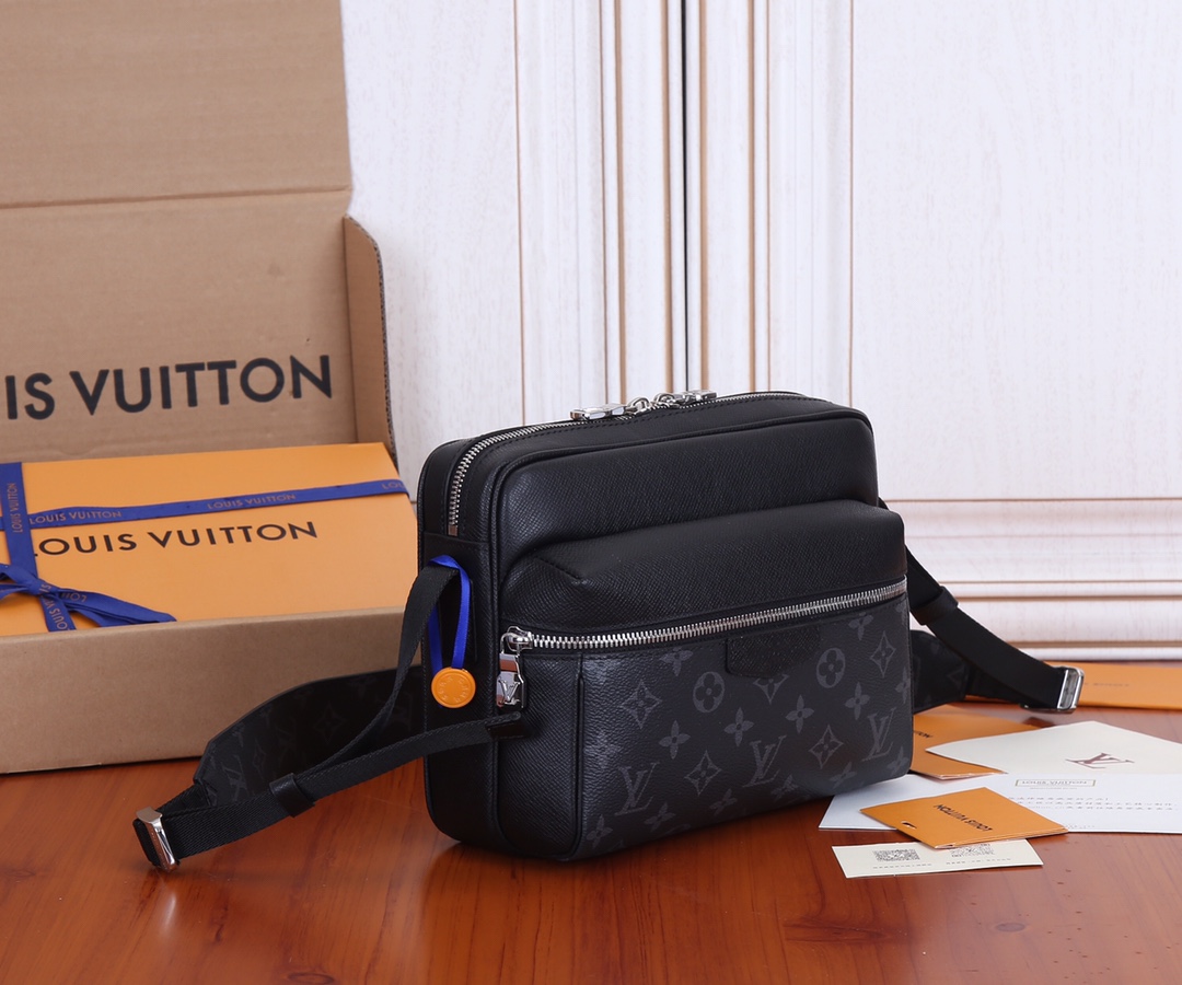 Louis Vuitton M30233 Outdoor Messenger Bag in Taiga Leather and Monogram Eclipse Canvas - Image 2