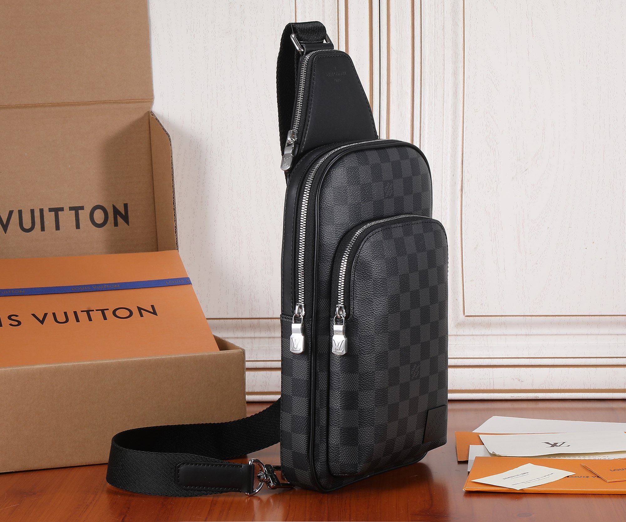 Louis Vuitton Avenue Shoulder Bag N45302 - Image 2