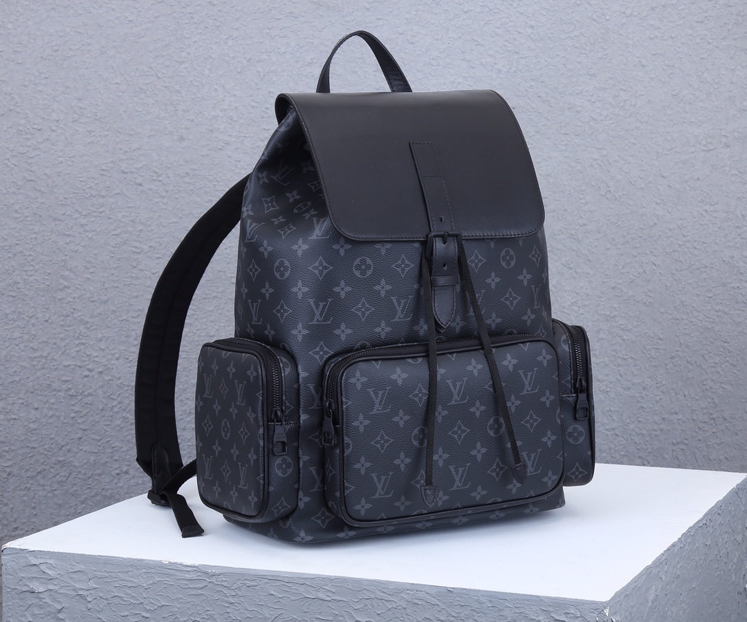 Louis Vuitton Trio Shoulder Bag in Monogram Eclipse Canvas - Image 2