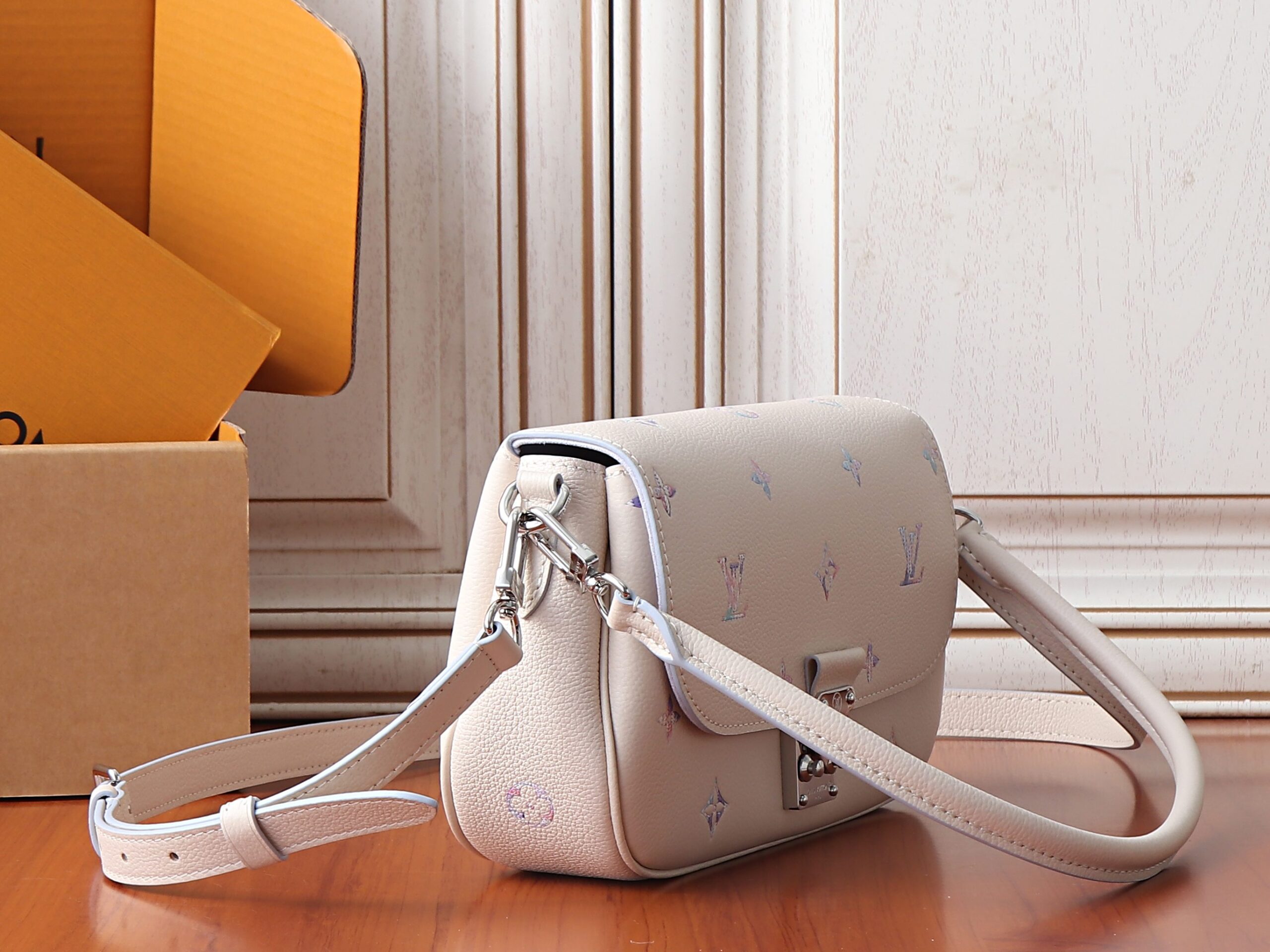 Louis Vuitton Pochette Metis Soft Small Handbag - Image 2
