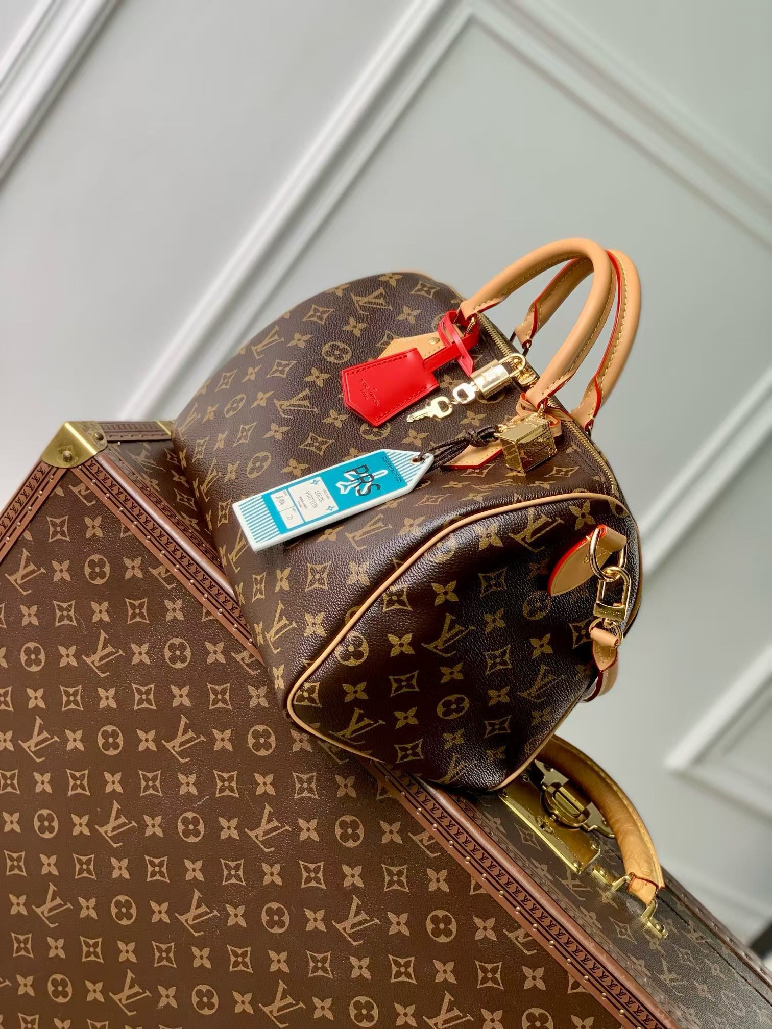 Louis Vuitton Speedy Soft 30 Dark Handbag - Image 2