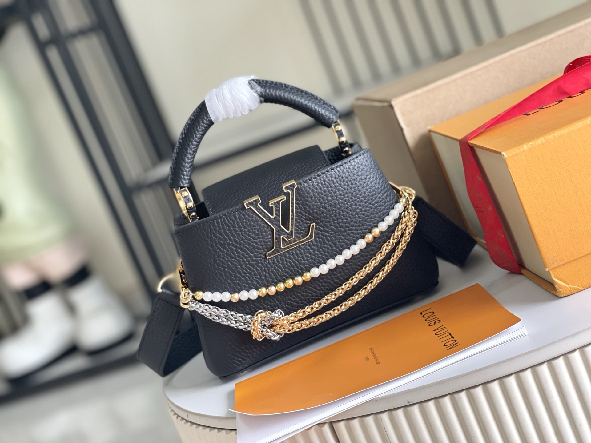 Louis Vuitton Capucines BB Handbag M27308 - Image 2