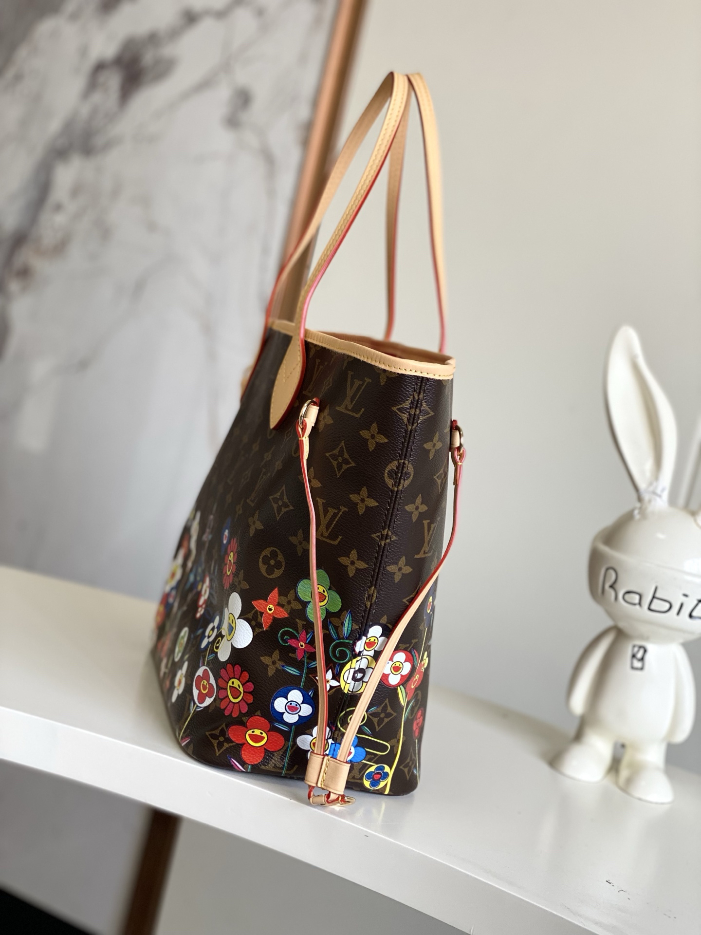 Louis Vuitton Neverfull MM Tote Bag in Monogram Canvas - Image 2
