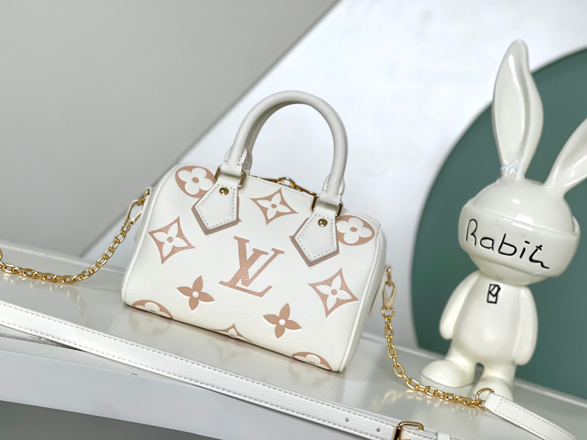 Louis Vuitton Speedy Bandoulière 20 Monogram Empreinte Leather Crossbody Bag - Image 2