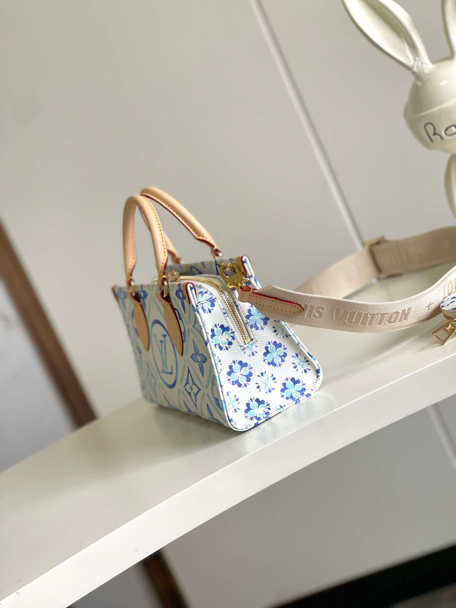 Louis Vuitton OnTheGo East West Handbag in Blue - Image 2