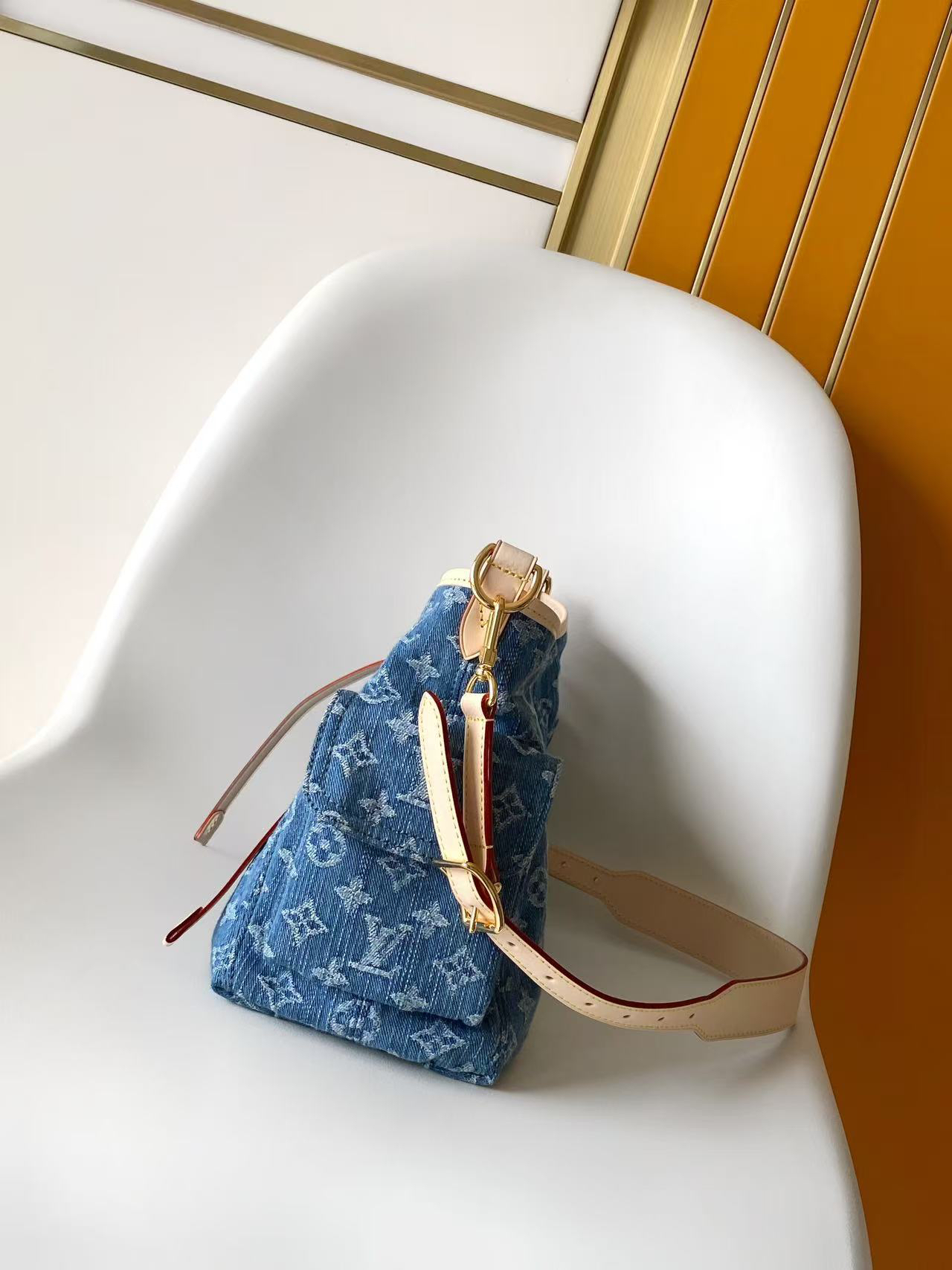 Louis Vuitton Carryall Cargo Small Handbag in Denim - Image 2