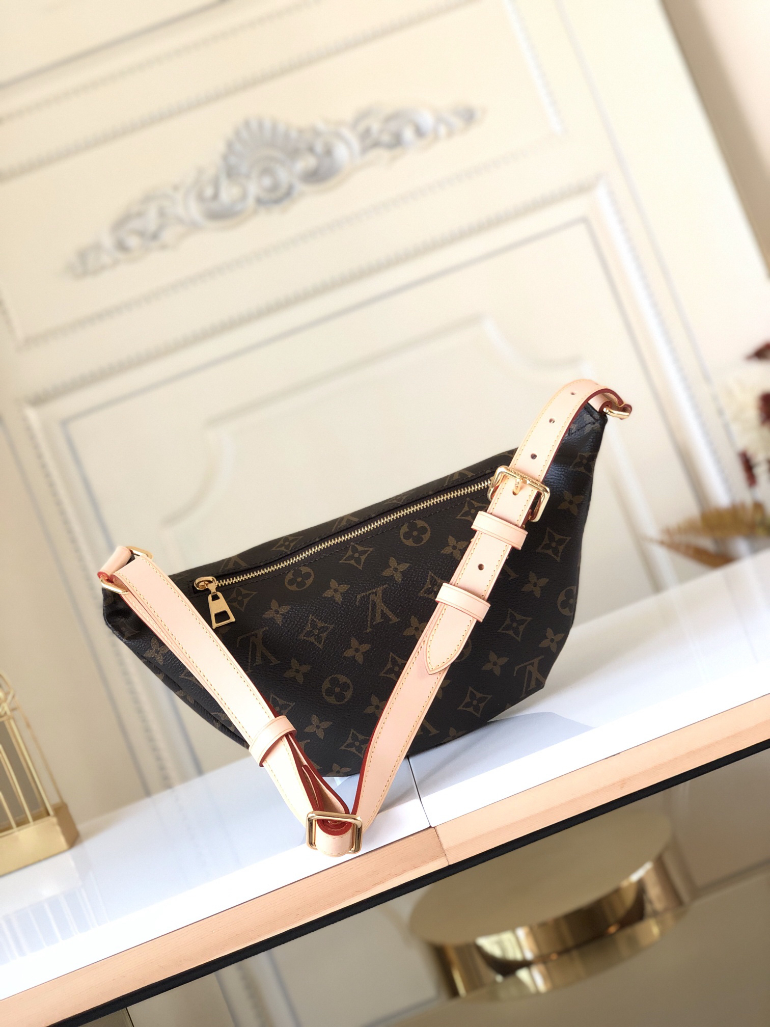 Louis Vuitton Monogram Belt Bag M43644 - Image 2