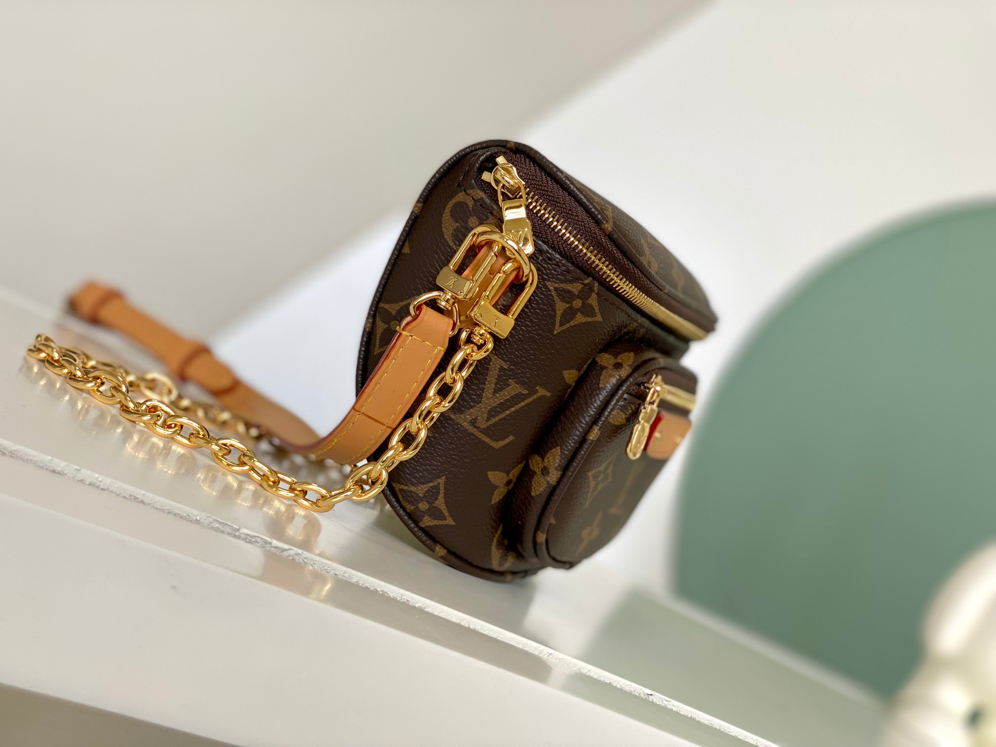 Louis Vuitton Mini Bumbag M82347 in Monogram Empreinte Leather - Image 2