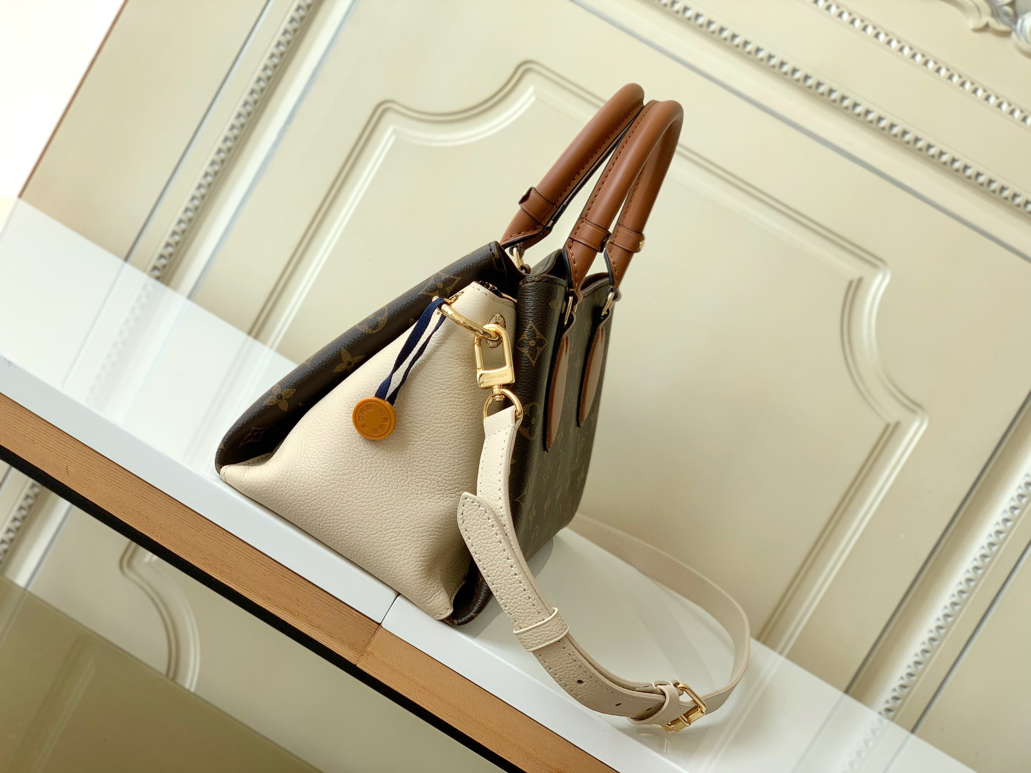 Louis Vuitton Opera BB Handbag M46495 / M46507 - Image 2