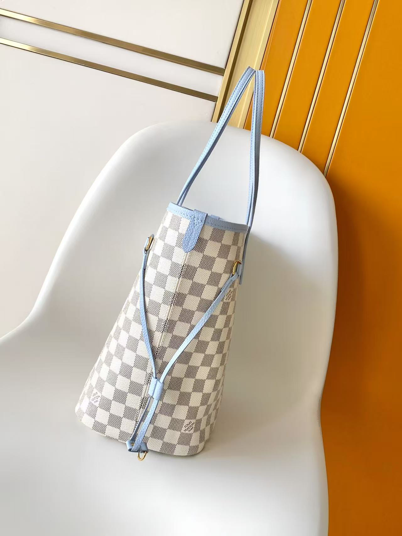 Louis Vuitton Neverfull Bandoulière Inside Out BB Handbag - Image 2