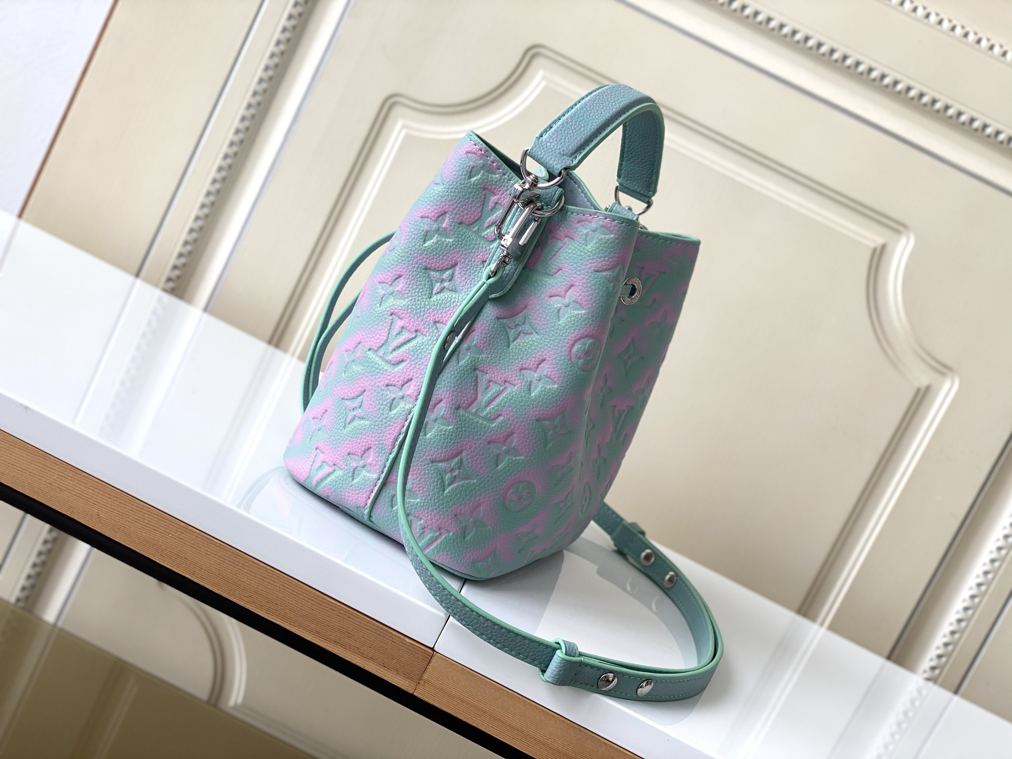 Louis Vuitton NeoNoe BB Summer Stardust Monogram Empreinte Leather Bucket Bag - Image 2