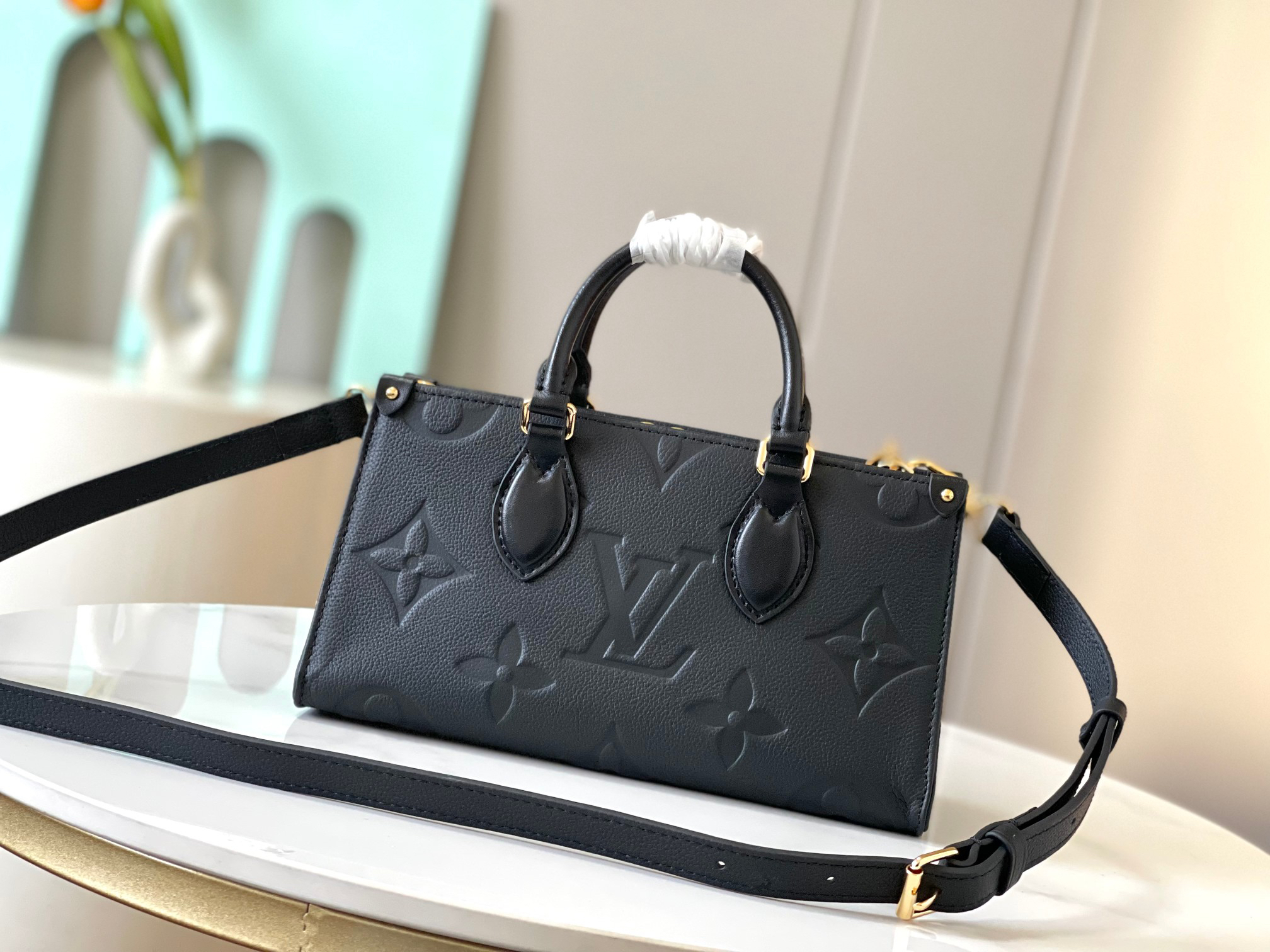 Louis Vuitton OnTheGo East West Handbag in Monogram Empreinte Leather - Image 2