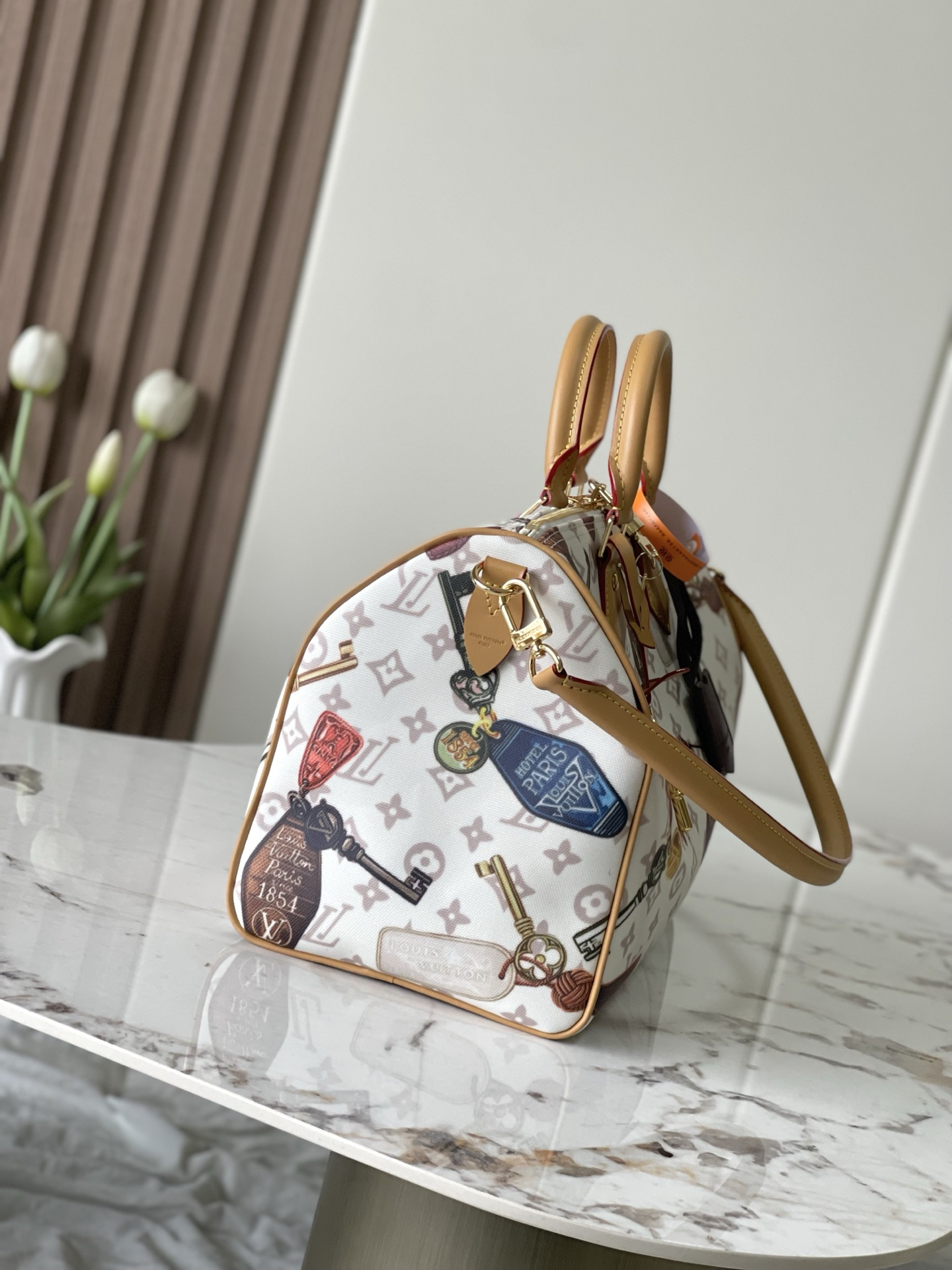 Getaway Speedy 30 Soft Handbag in Beige Canvas - Image 2