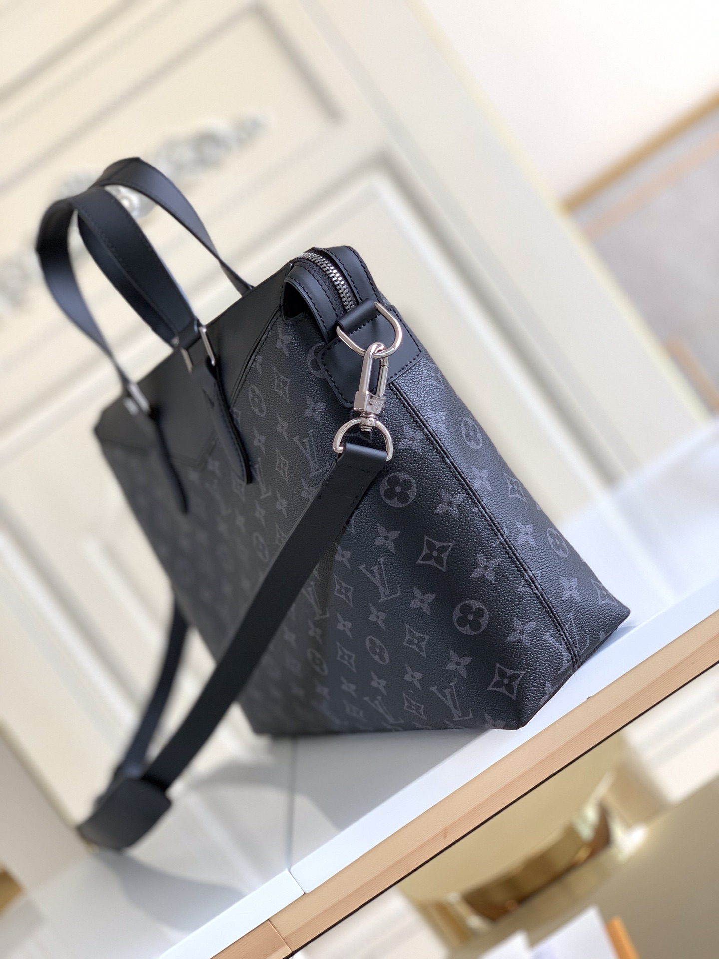 Louis Vuitton x Hiroshi Fujiwara Lightning Series Men's Briefcase - Image 2