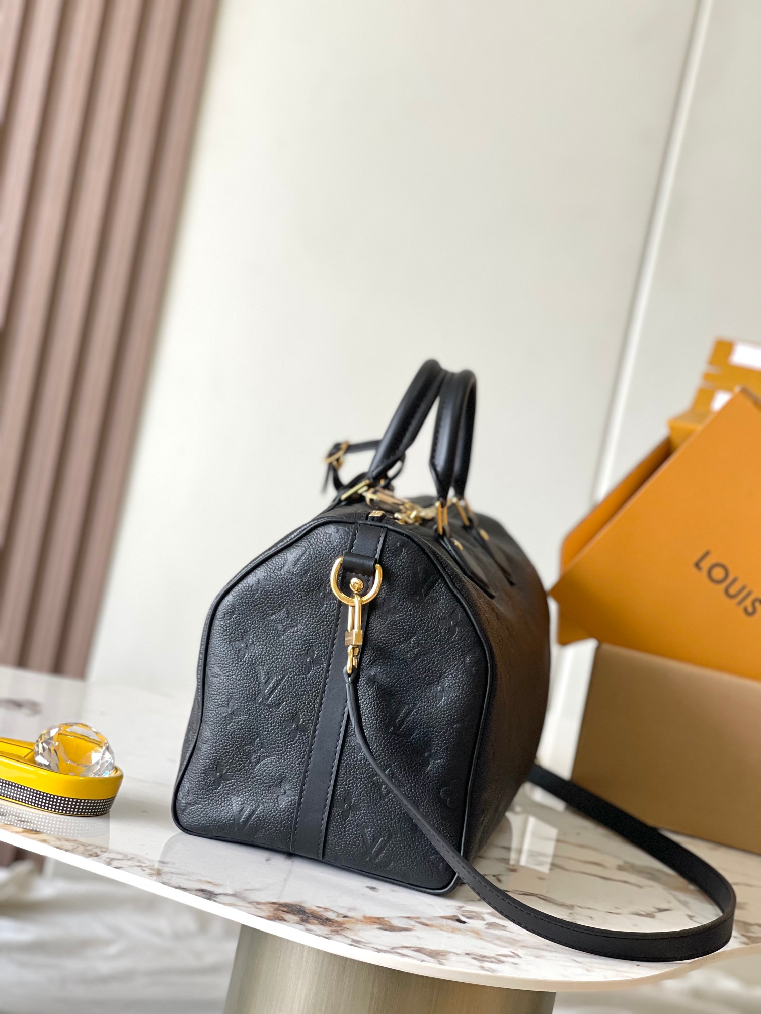 Speedy Soft 30 Cowhide Handbag - Image 2