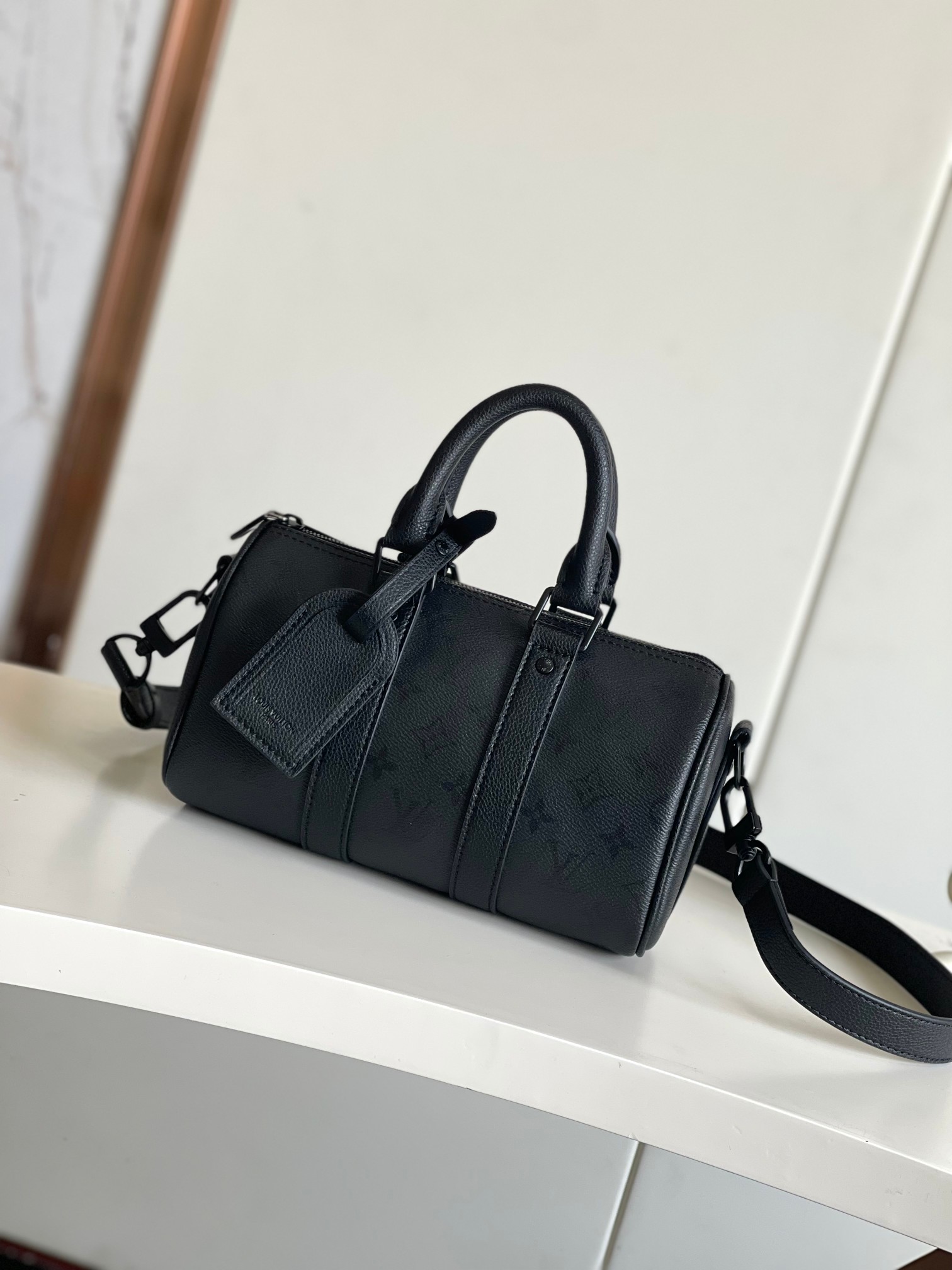 Keepall Bandoulière 25 Monogram Midnight Crossbody Bag - Image 2