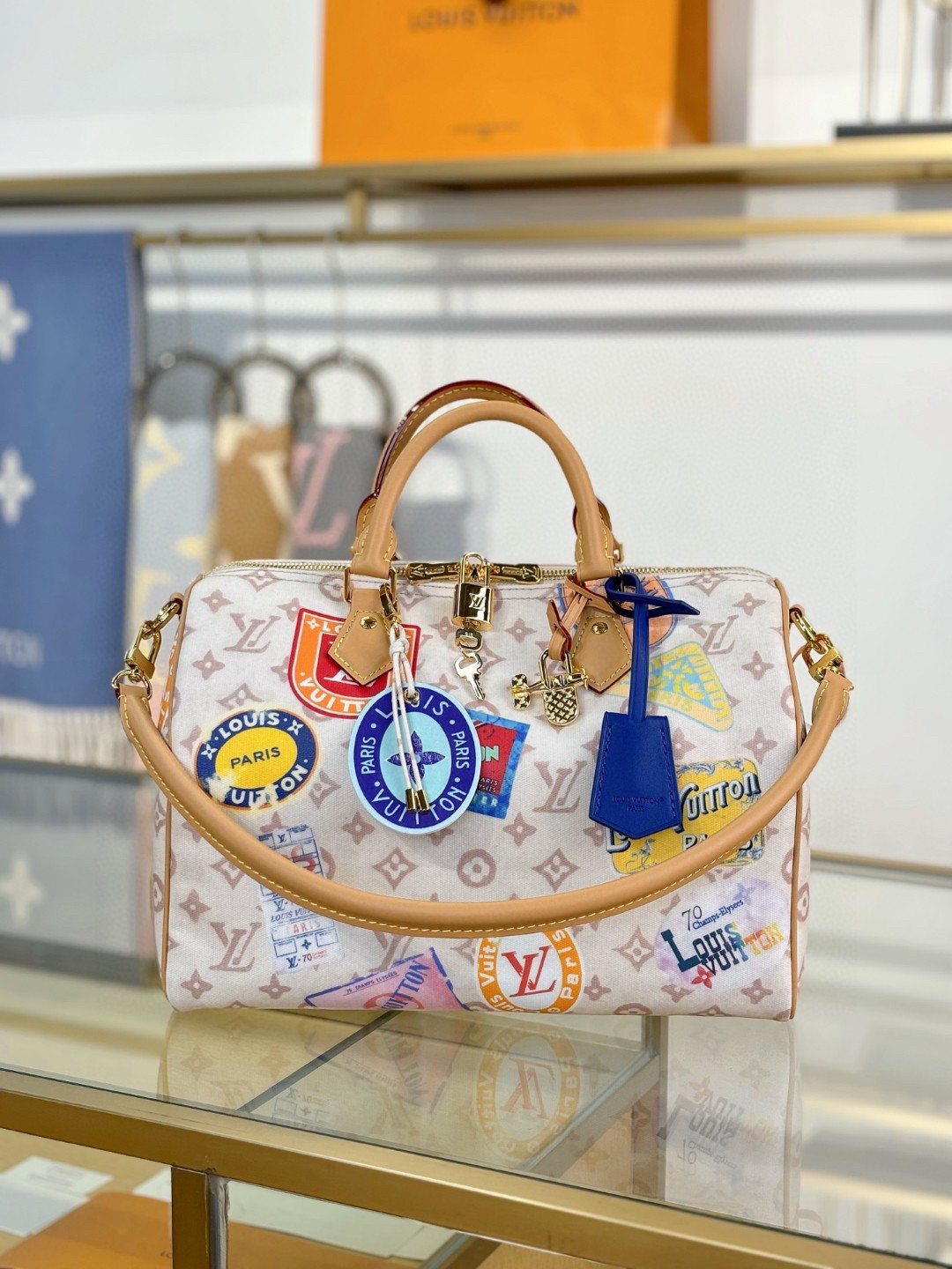Speedy 30 Leather Handbag - Image 2