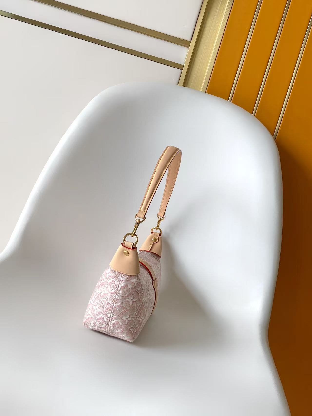 Louis Vuitton Pochette Mia Monogram Emblème Shoulder Bag in Pink Jacquard - Image 2