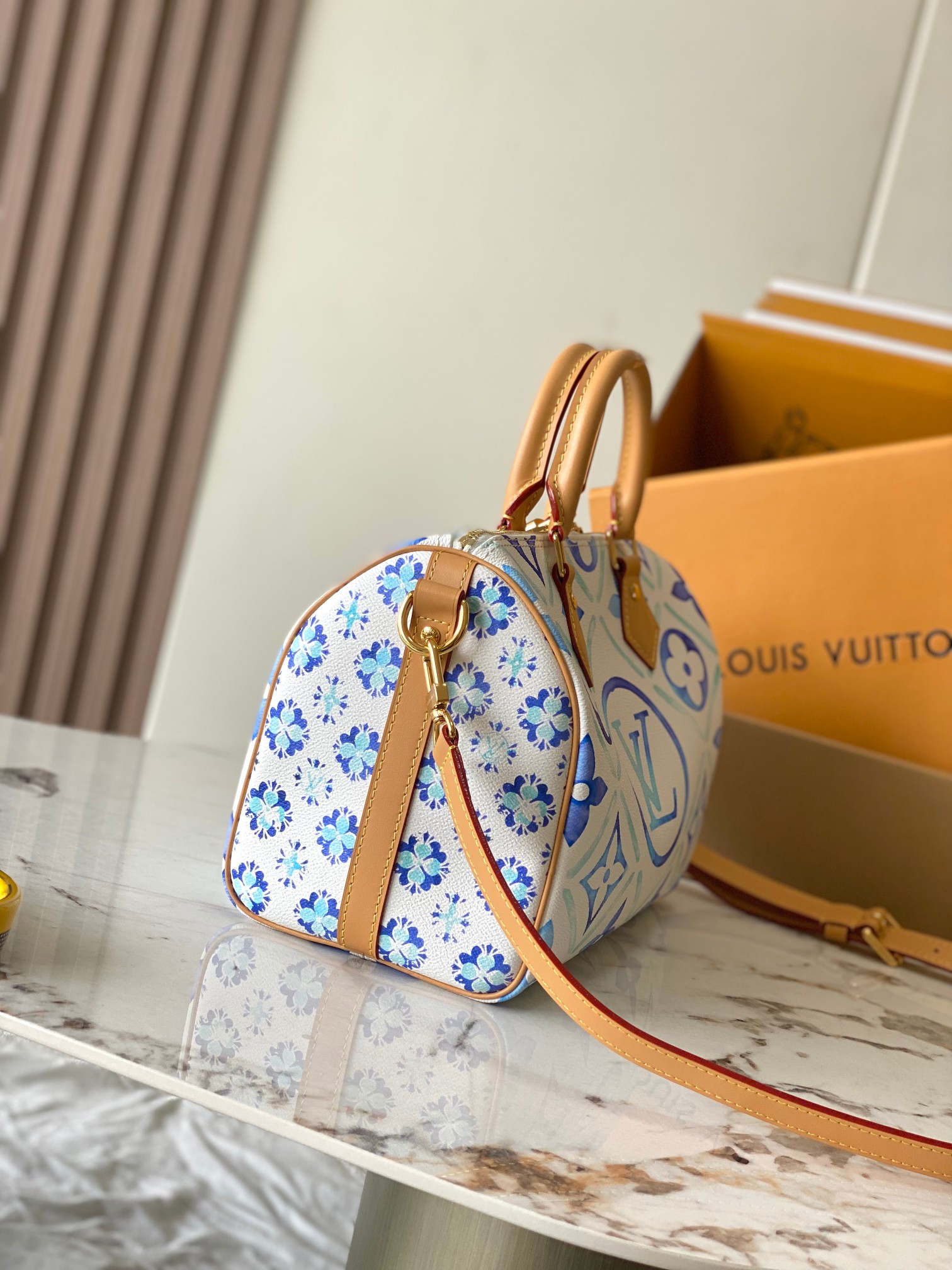 Louis Vuitton Speedy Bandoulière 25 Handbag in Blue - Image 2