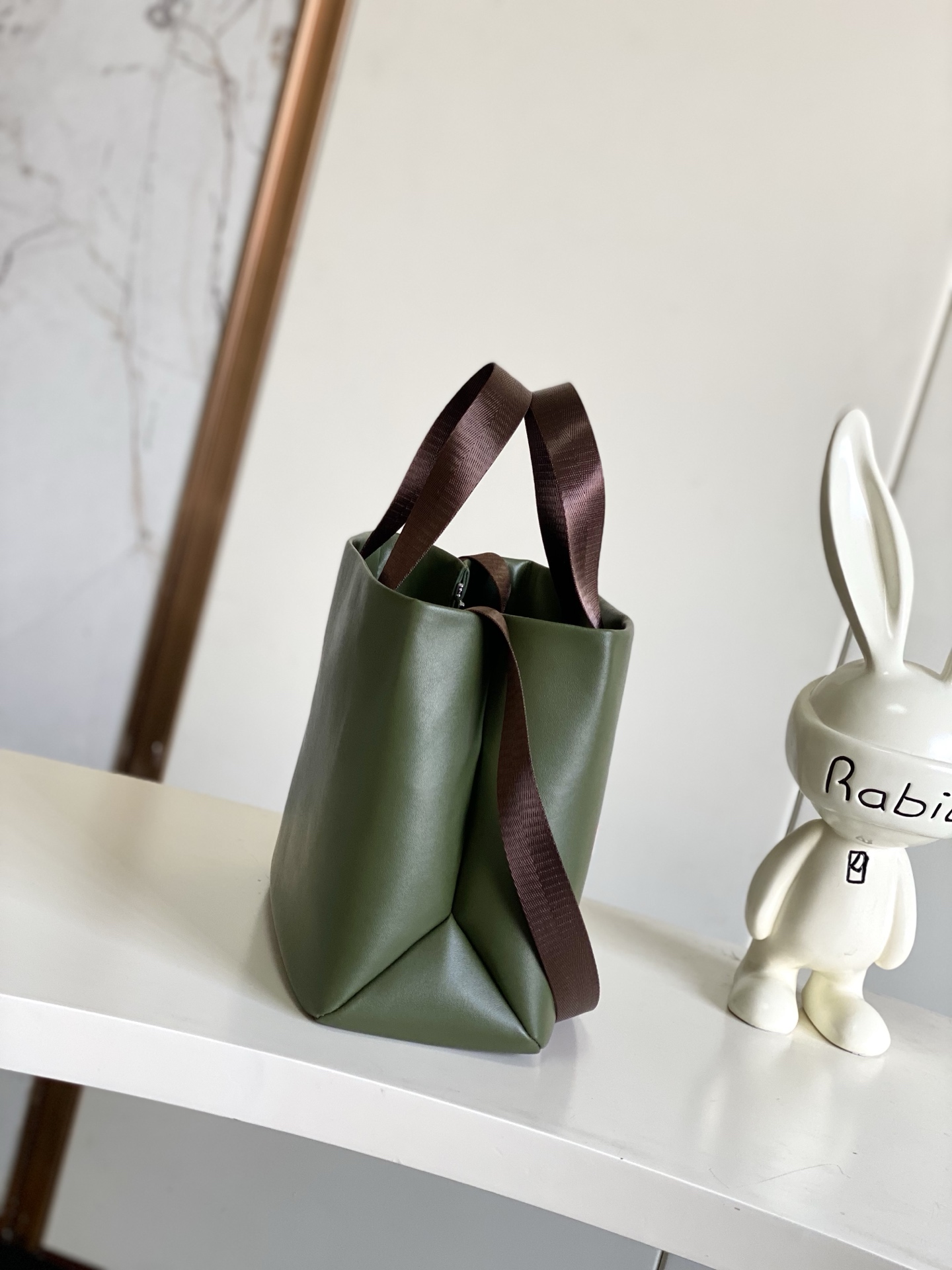 Louis Vuitton Medium Calfskin Handbag - Image 2