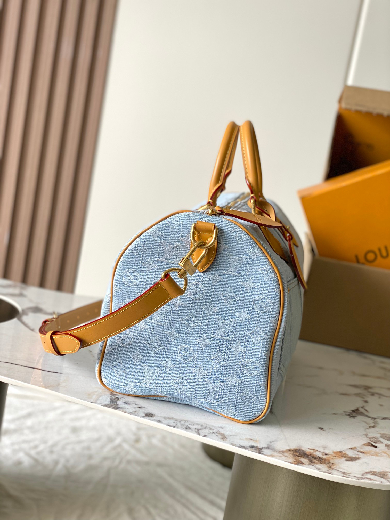 Louis Vuitton Speedy 30 Bandoulière Bag - Image 2