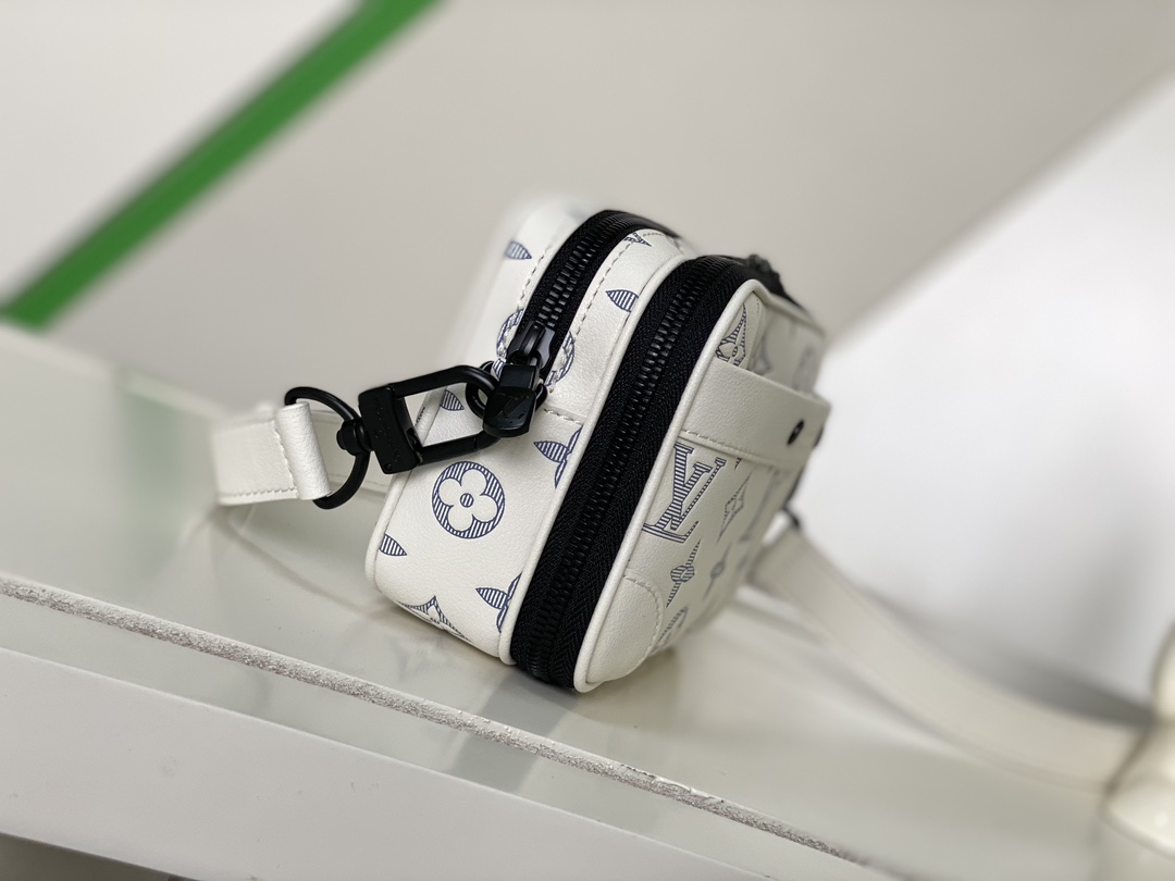 Louis Vuitton Alpha Mini Crossbody Bag M83383 - Image 2