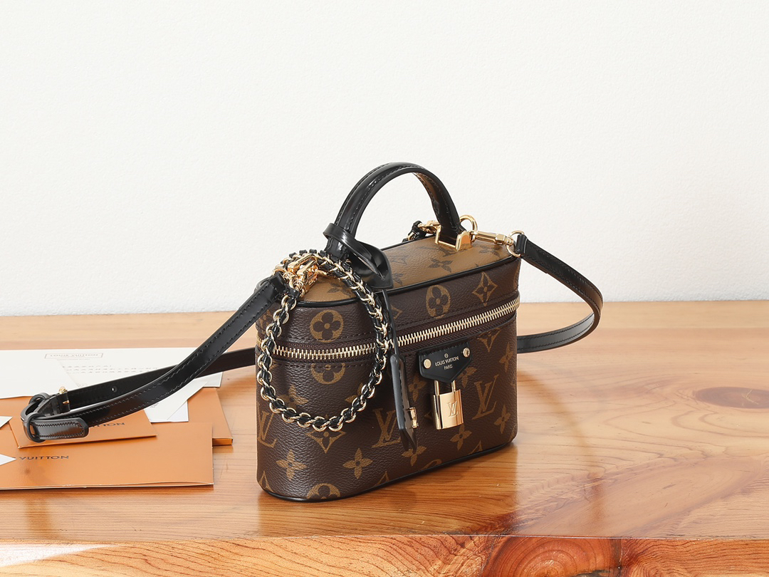 Louis Vuitton Vanity Chain Handbag M47125 - Image 2