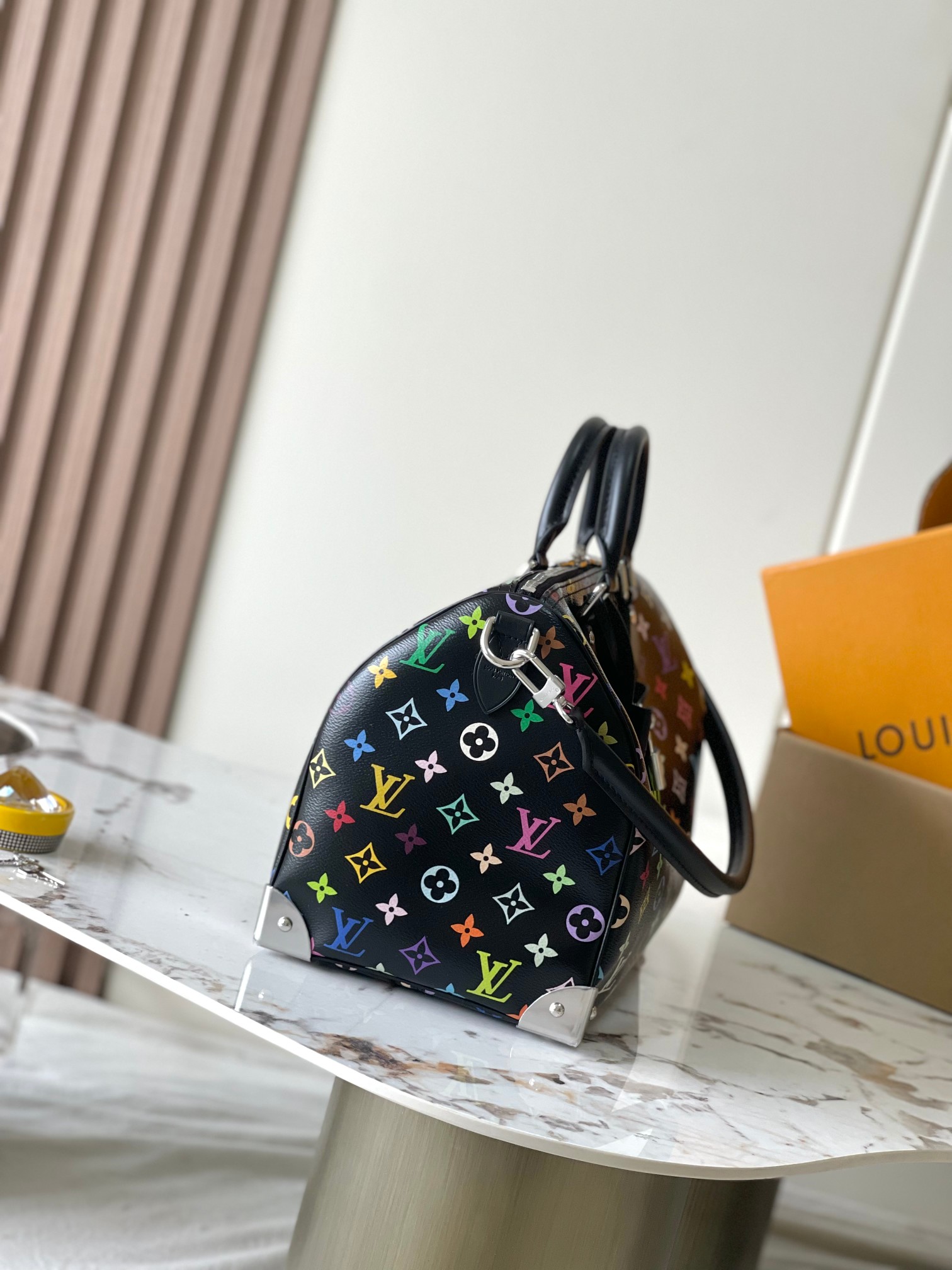 Louis Vuitton Speedy Soft 30 Handbag - Image 2