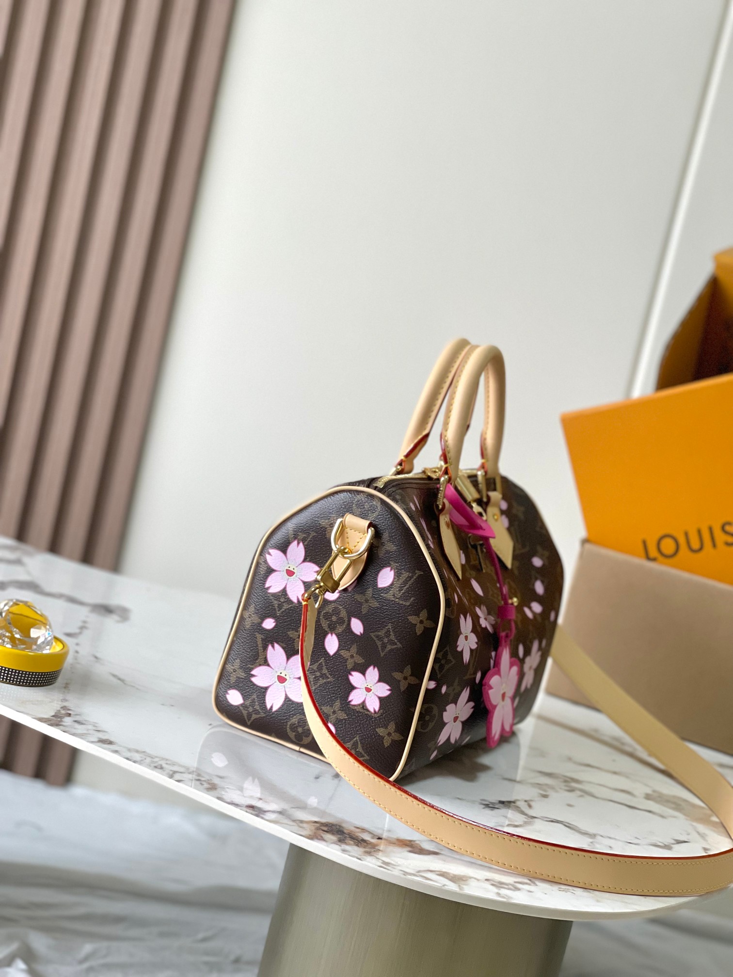 Speedy Bandoulière 25 Handbag - Image 2
