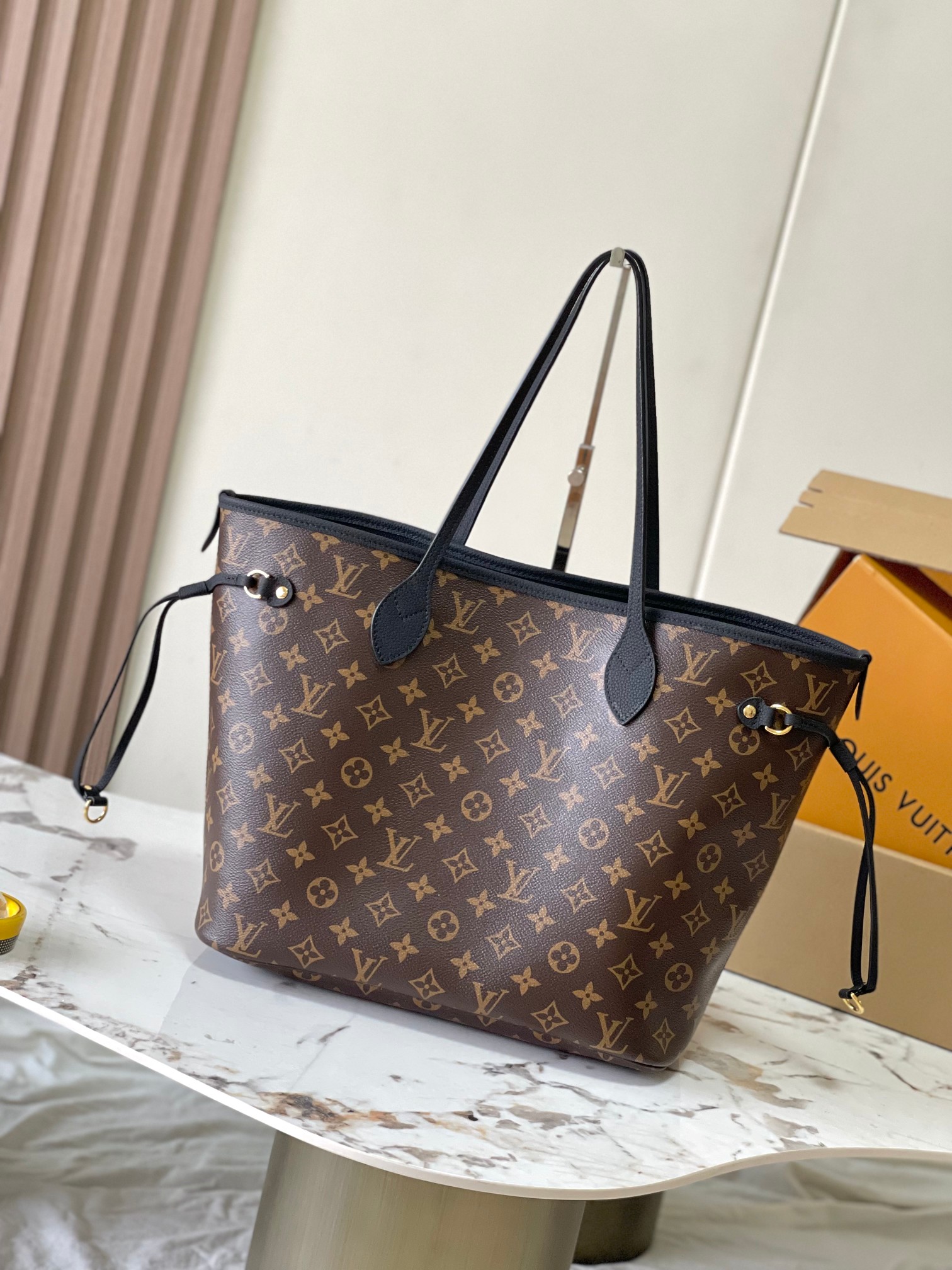 Neverfull Inside Out Medium Tote Bag - Image 2