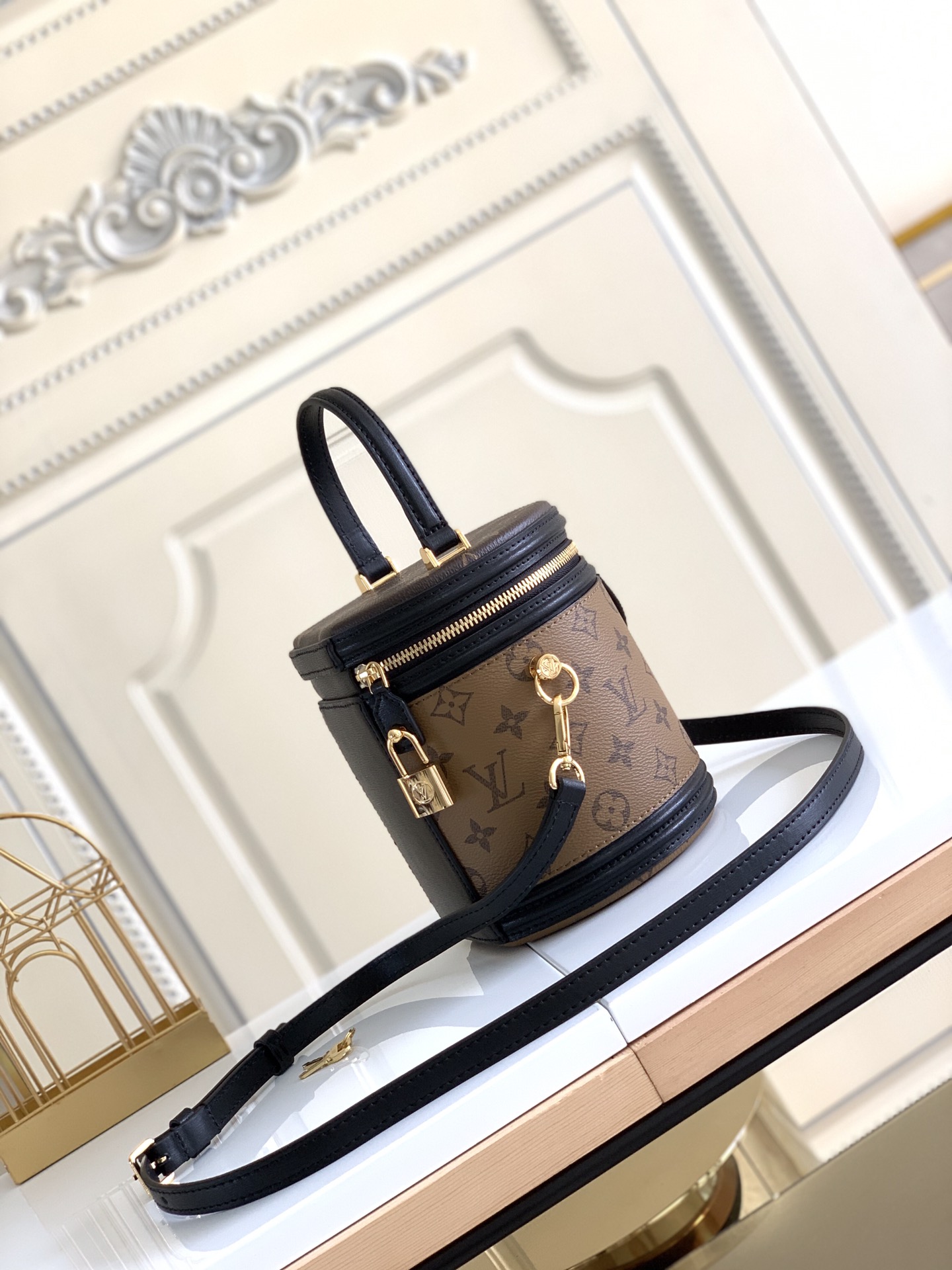 Louis Vuitton Vanity Handbag M43986 - Image 2