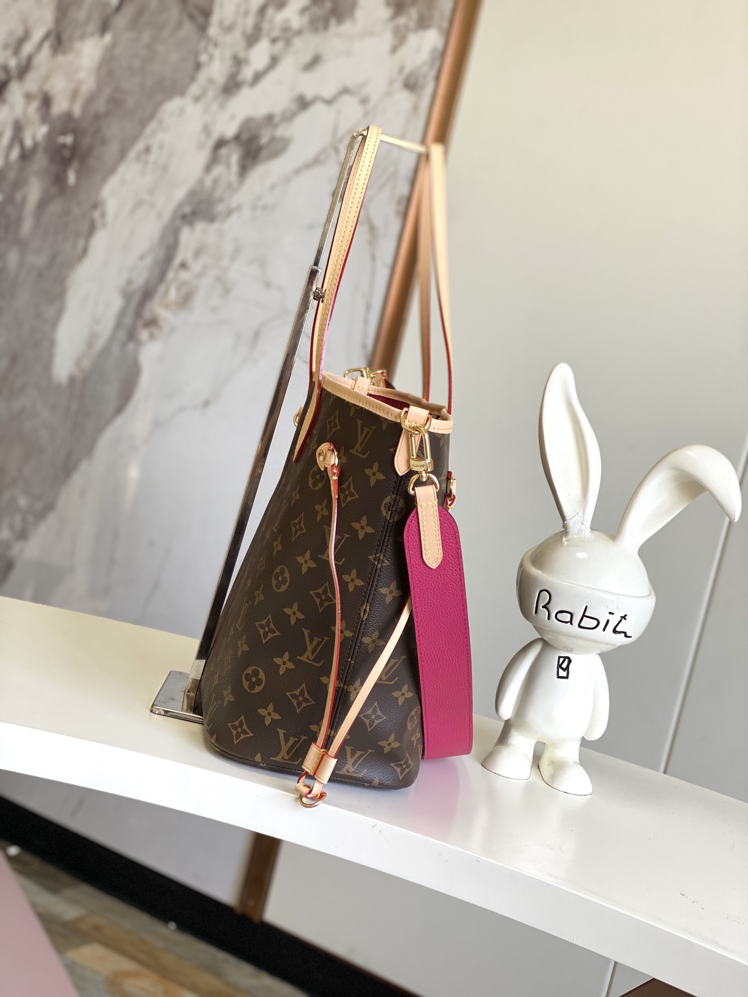 Neverfull MM Tote Bag in Damier Azur Canvas - Image 2