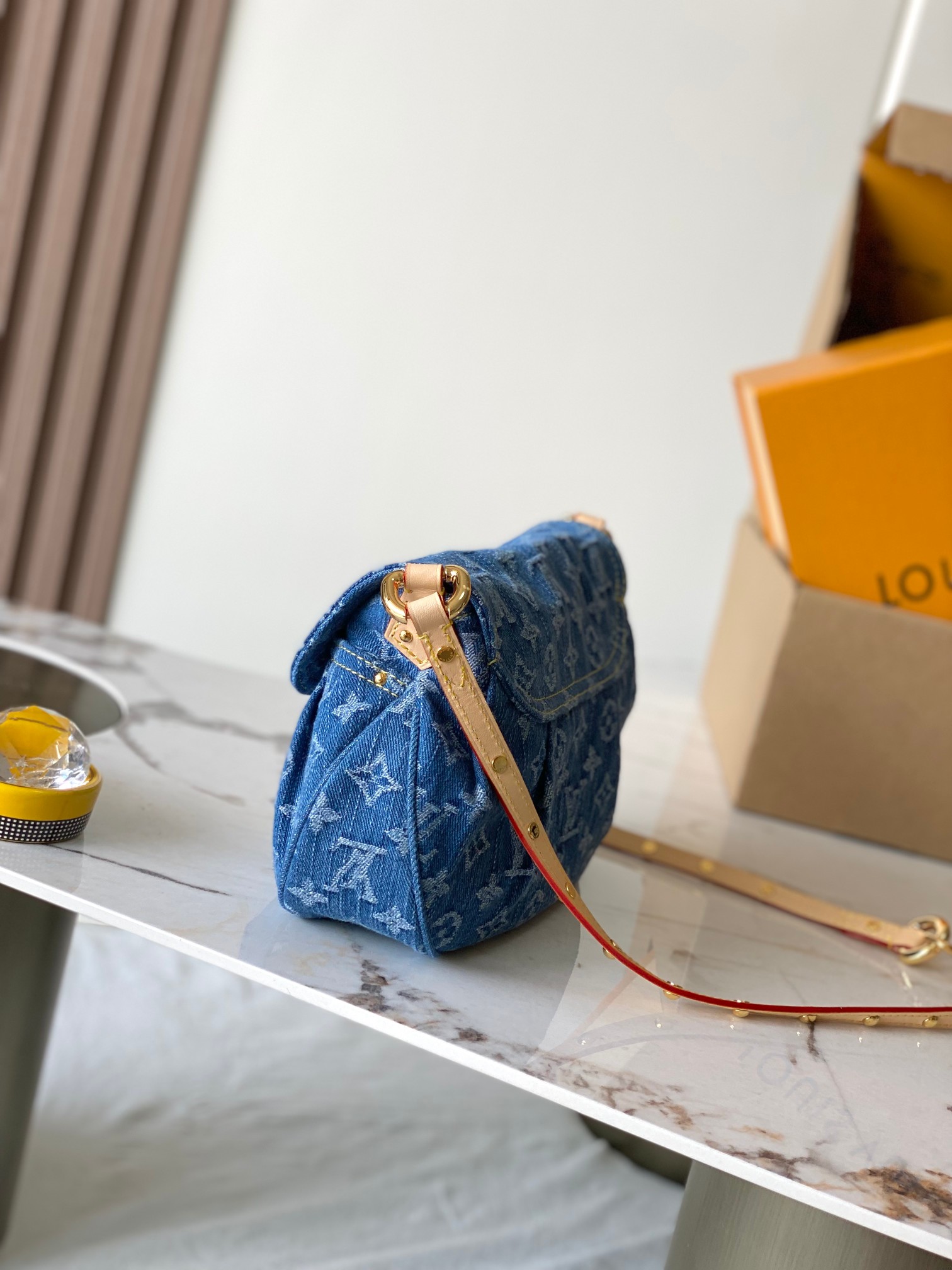 Sunset Vibe Denim Crossbody Bag - Image 2