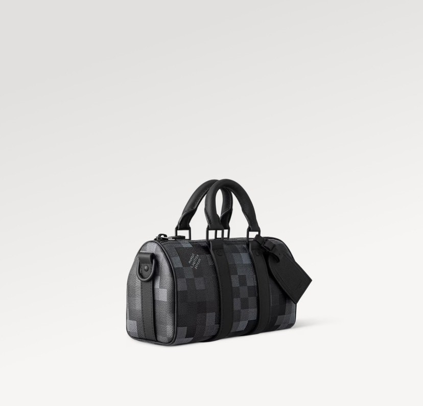 Louis Vuitton Keepall Bandoulière 25 Travel Bag in Damoflage Black - Image 2