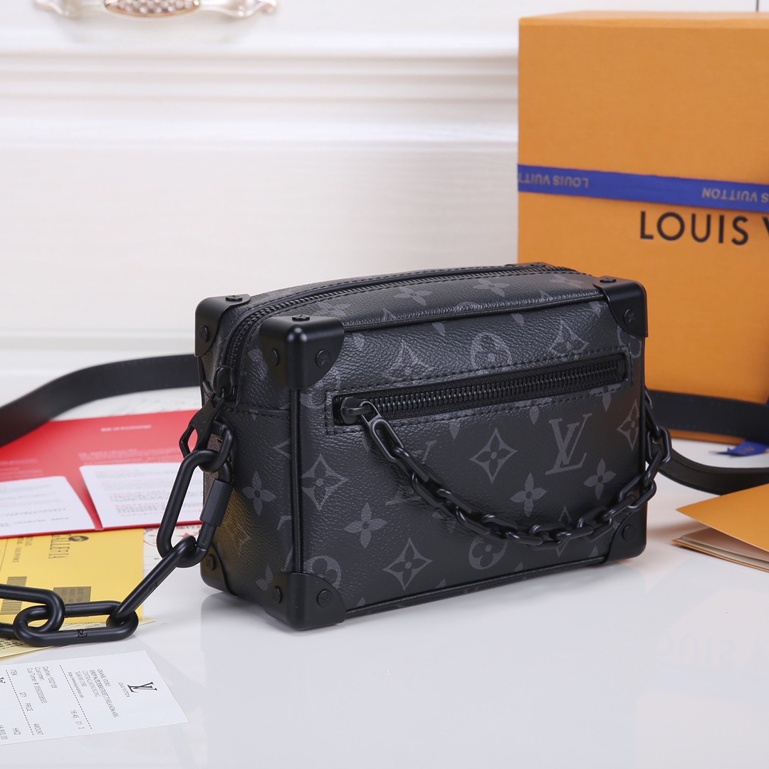 Louis Vuitton Soft Trunk Mini Shoulder Bag in Taurillon Leather - Image 2