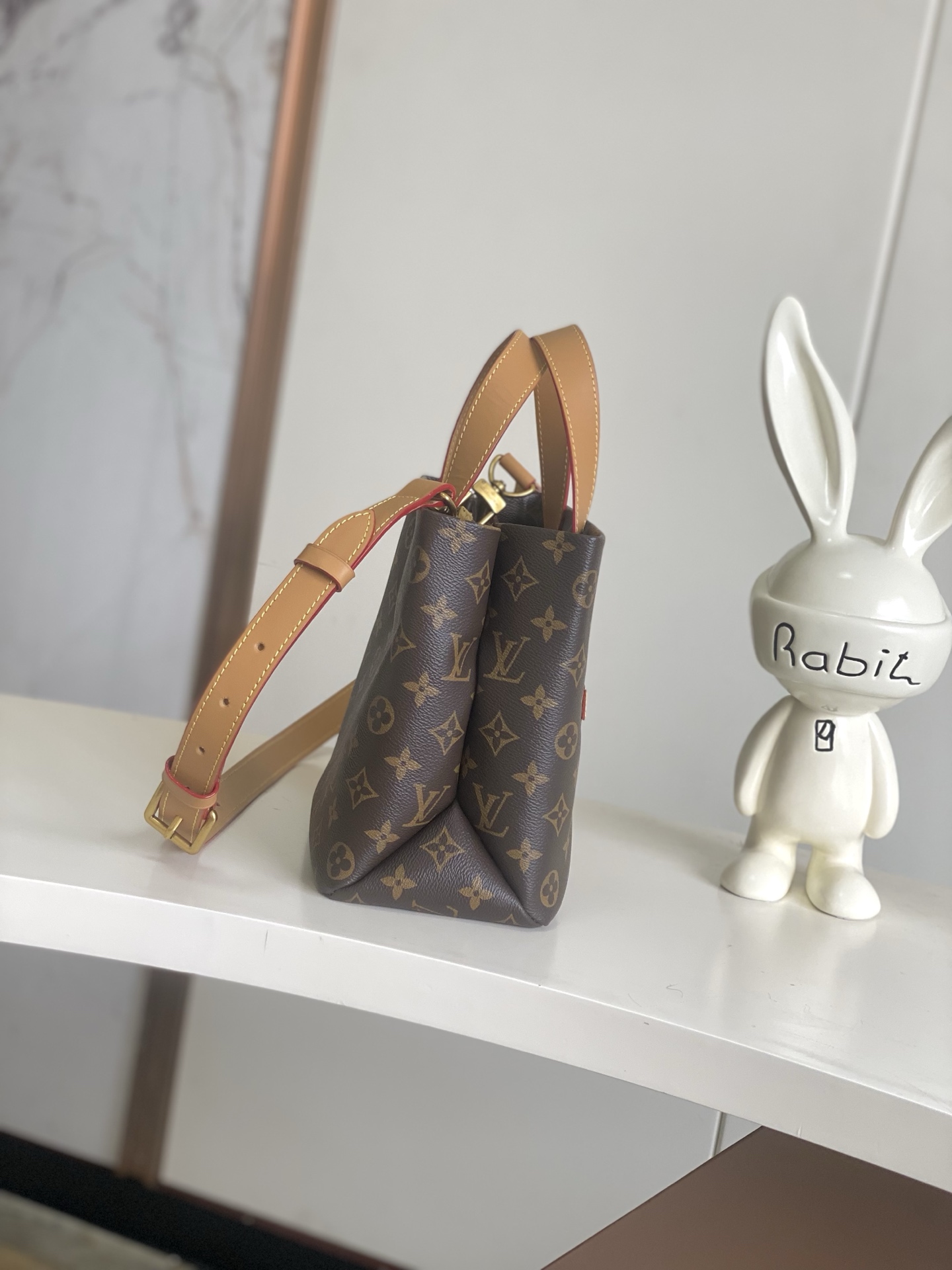 Medium Louis Vuitton-Inspired Leather Handbag with Detachable Shoulder Strap - Image 2