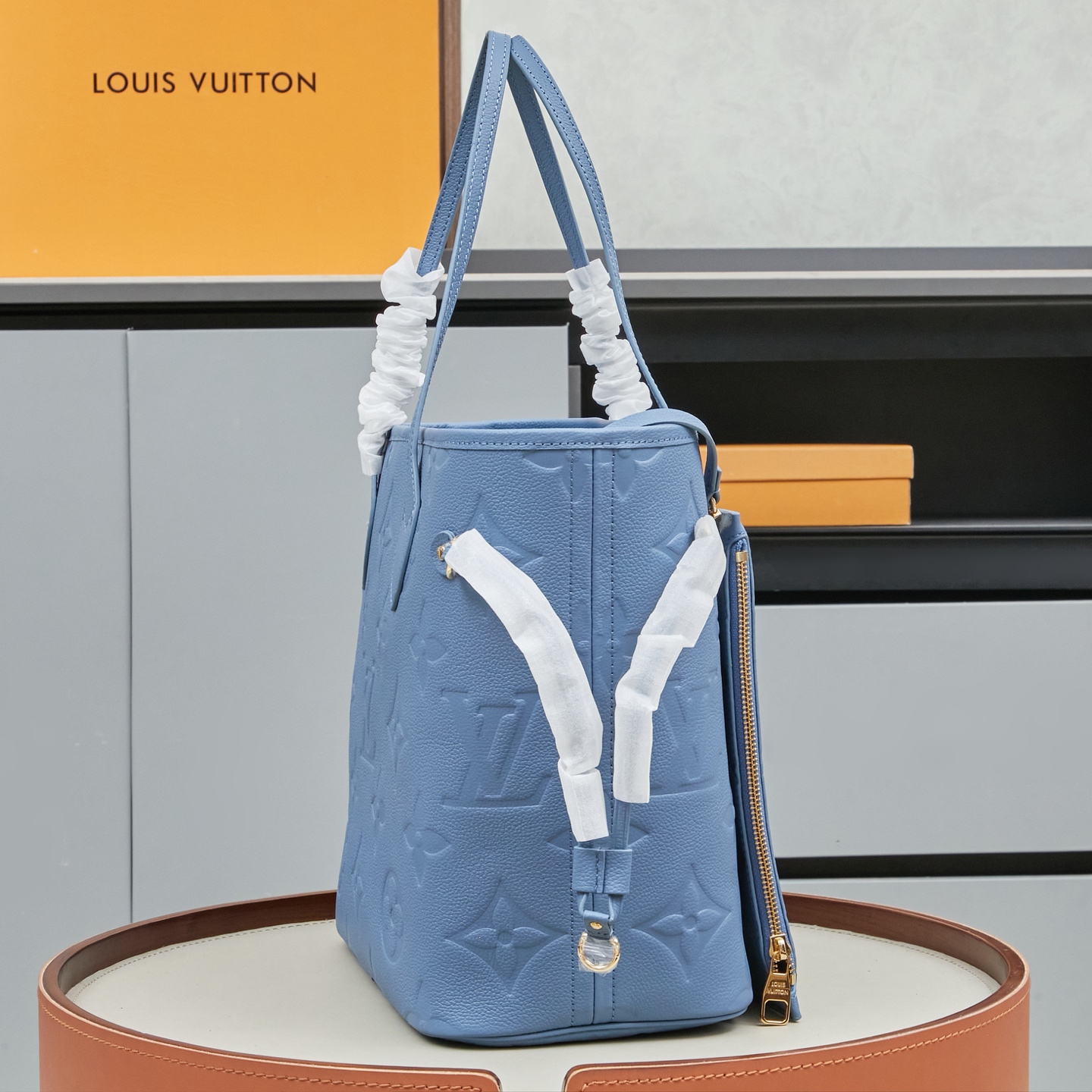 Louis Vuitton Neverfull MM Monogram Empreinte Tote Bag - Image 2