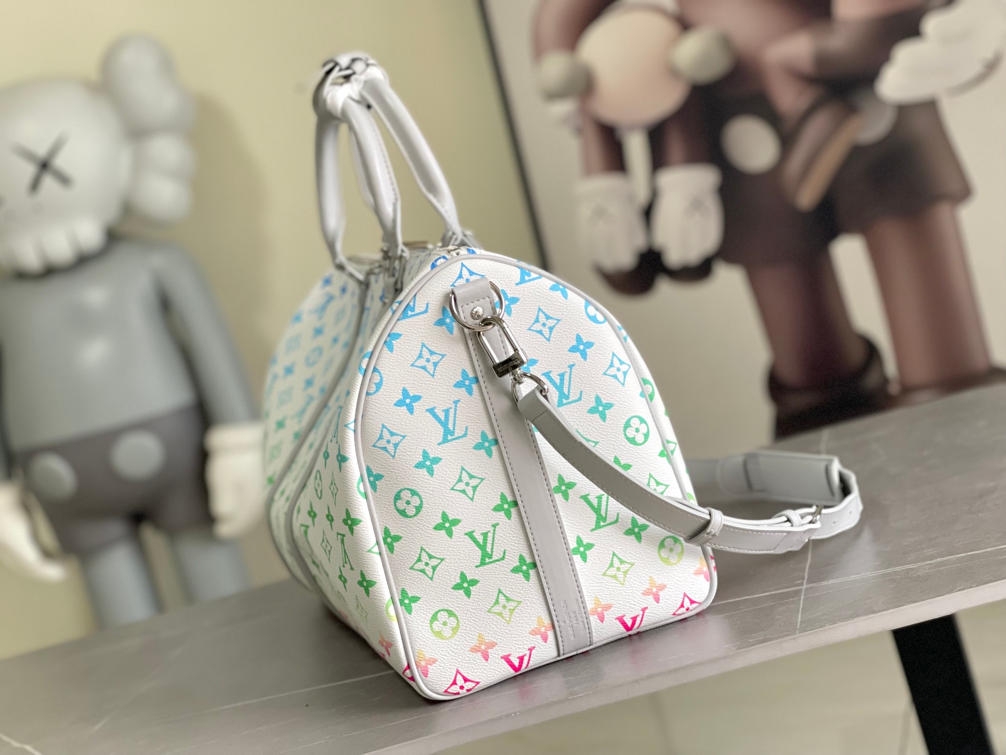 Louis Vuitton Keepall Bandoulière 55 Travel Bag - Image 2