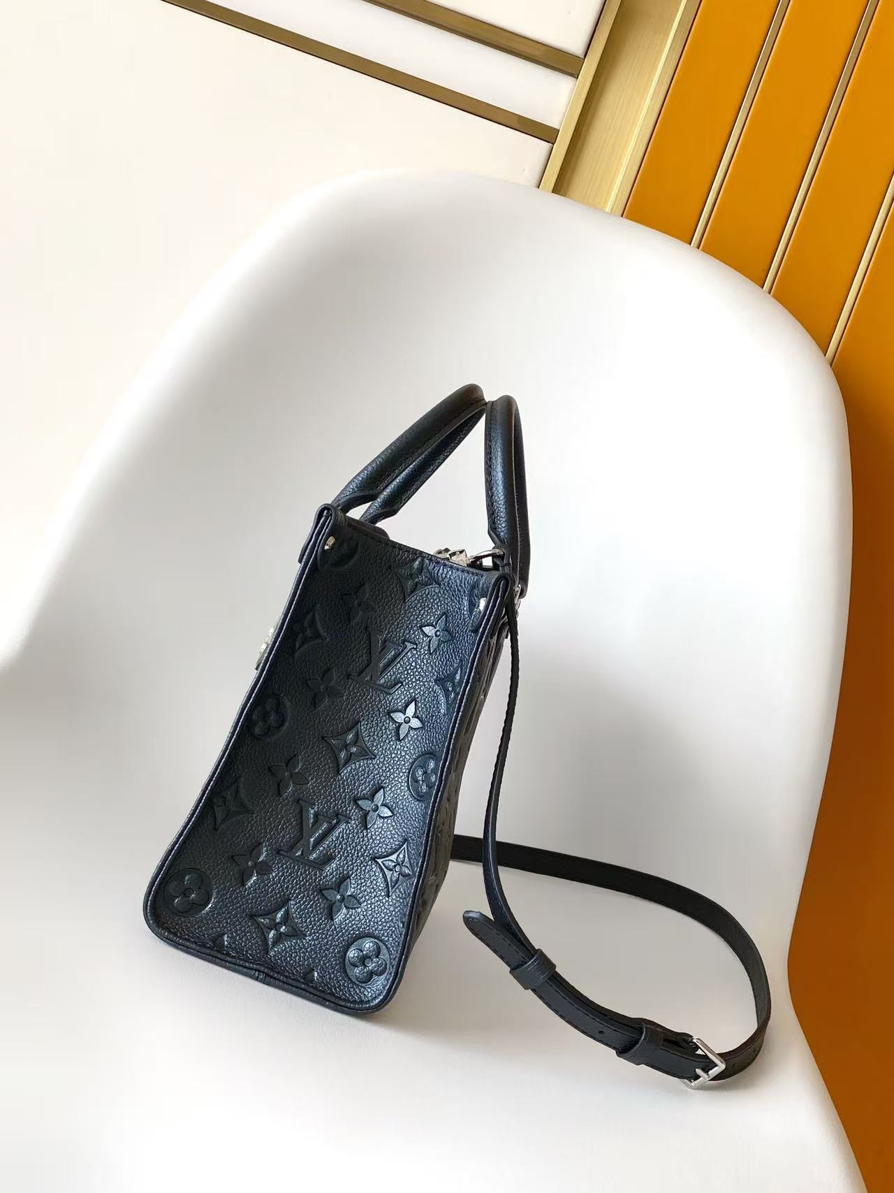 Louis Vuitton OnTheGo Tote Bag - Image 2
