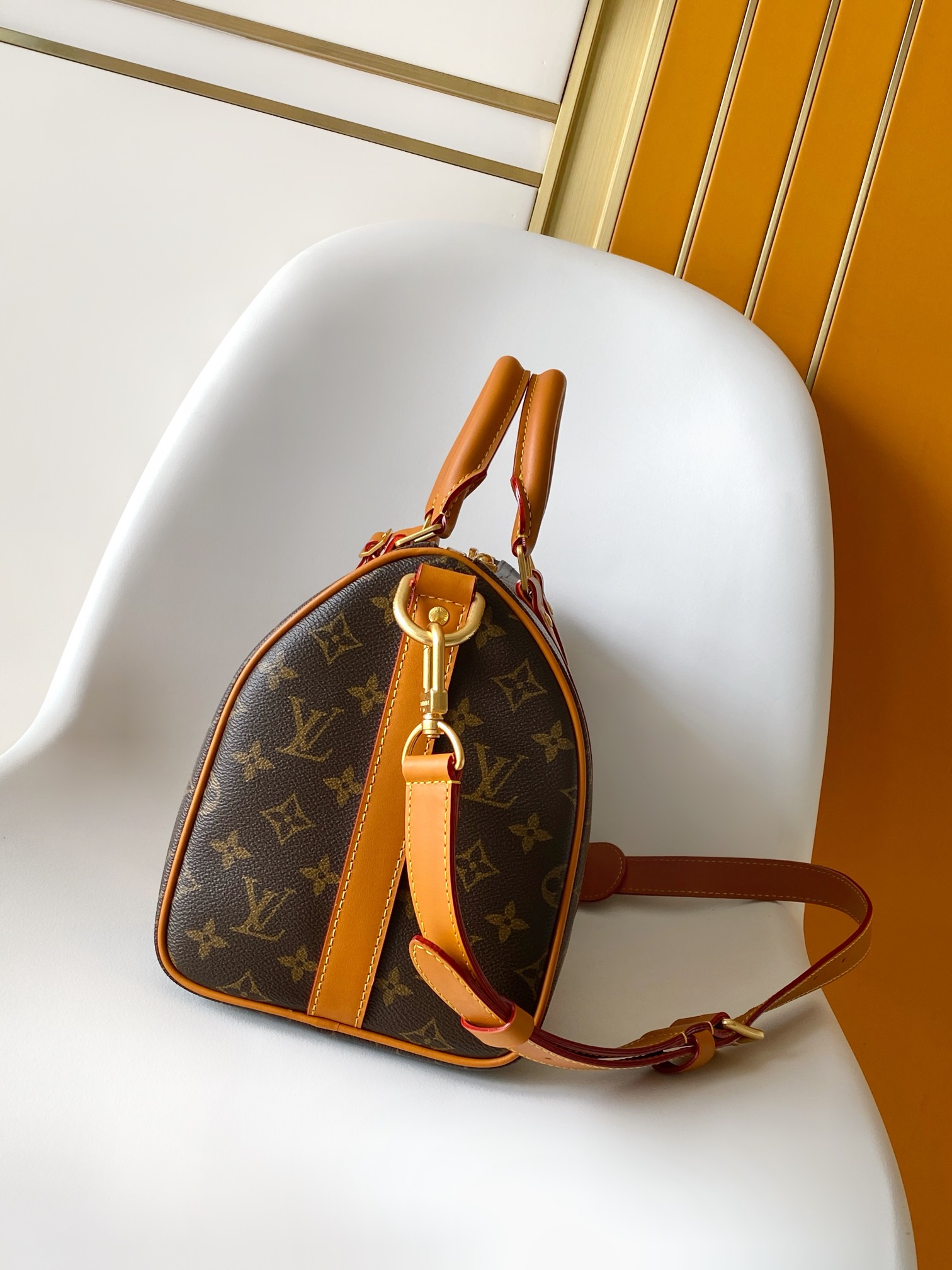 Keepall Bandoulière 35 Travel Bag - Image 2