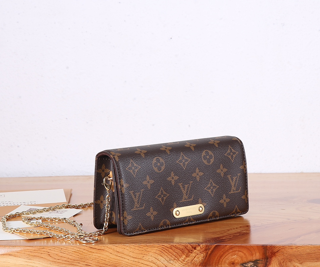Lily Wallet On Chain in Monogram Canvas - Image 2